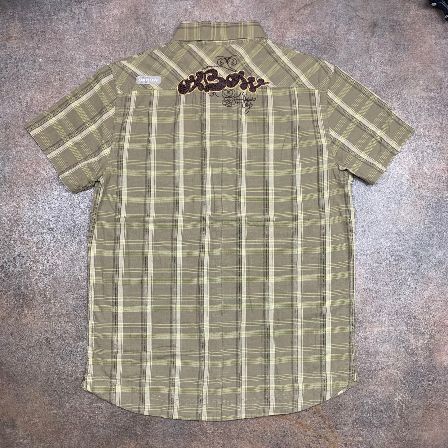 Oxbow 00s deadstock graphic button shirt