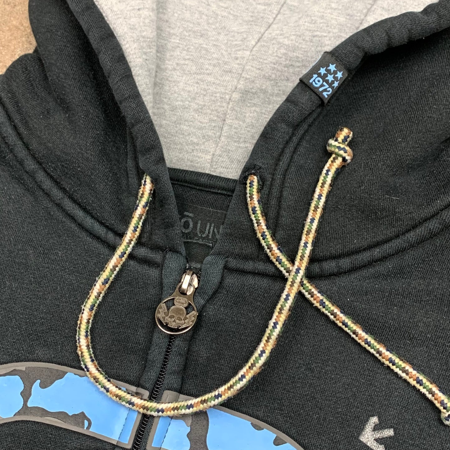 Ecko Unltd. 00s black grey graphic hoodie