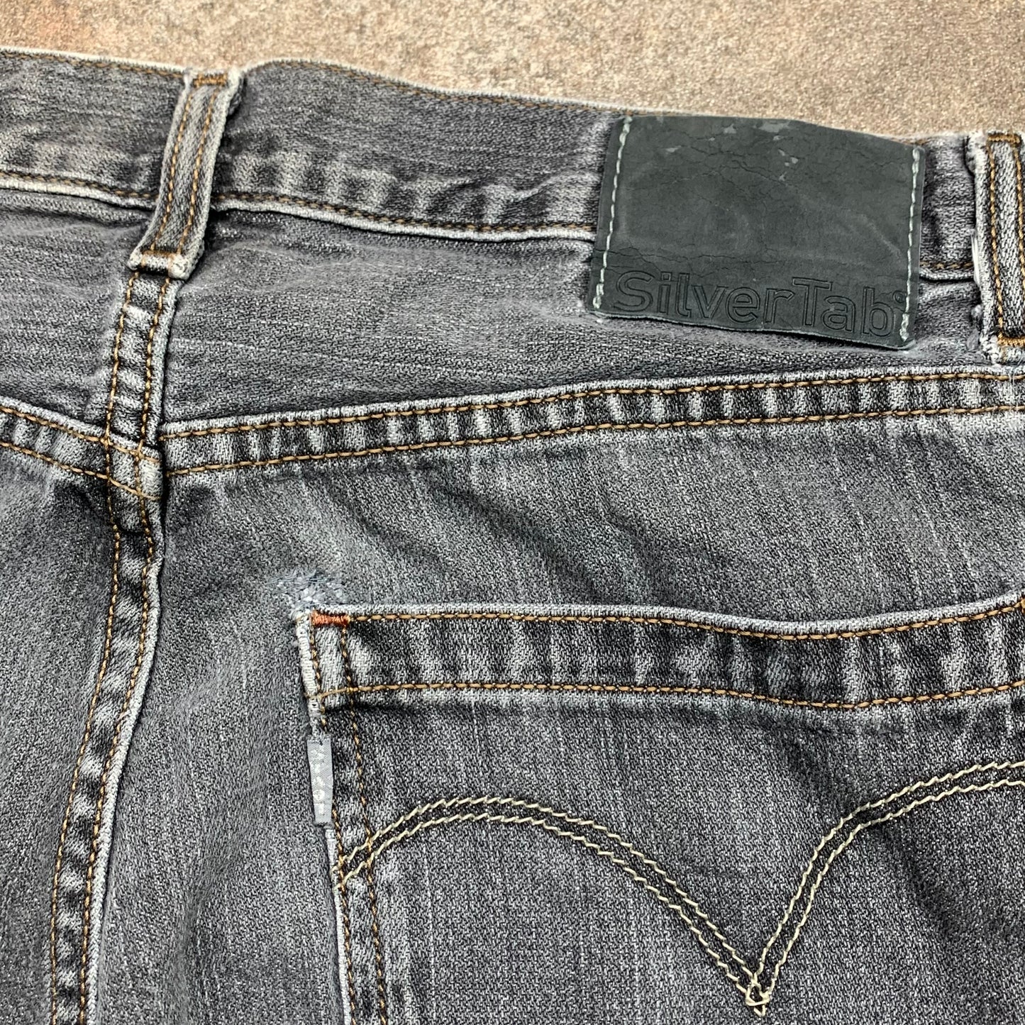 Levi's Silvertab 00s grey baggy jeans