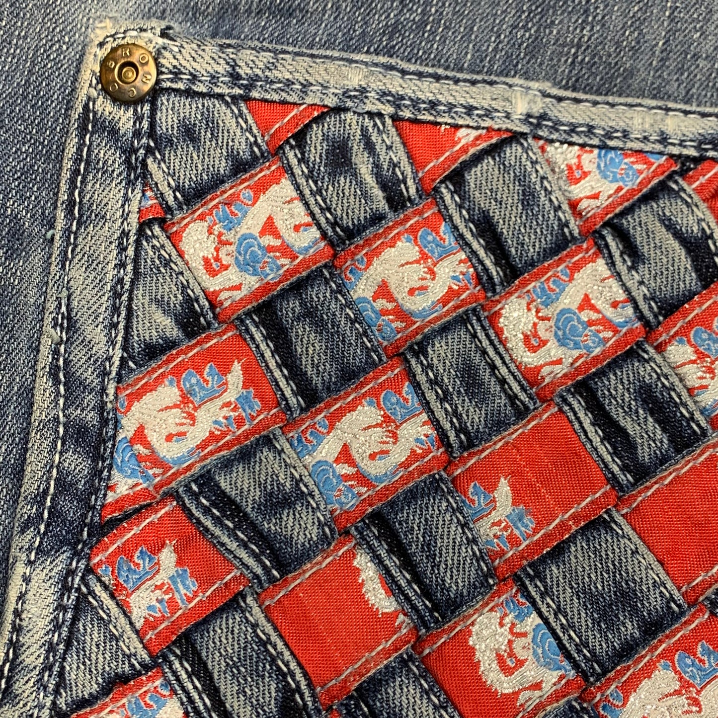 Raw Blue 00s blue baggy graphic denim jeans