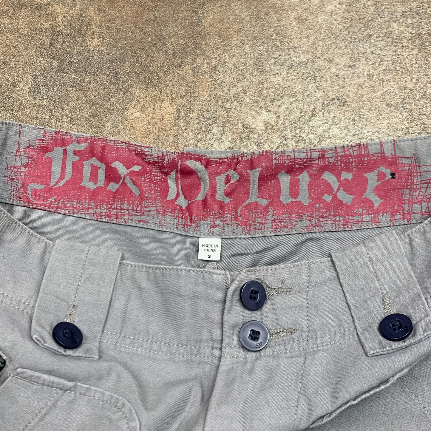 Fox Racing 00s baggy grey jorts
