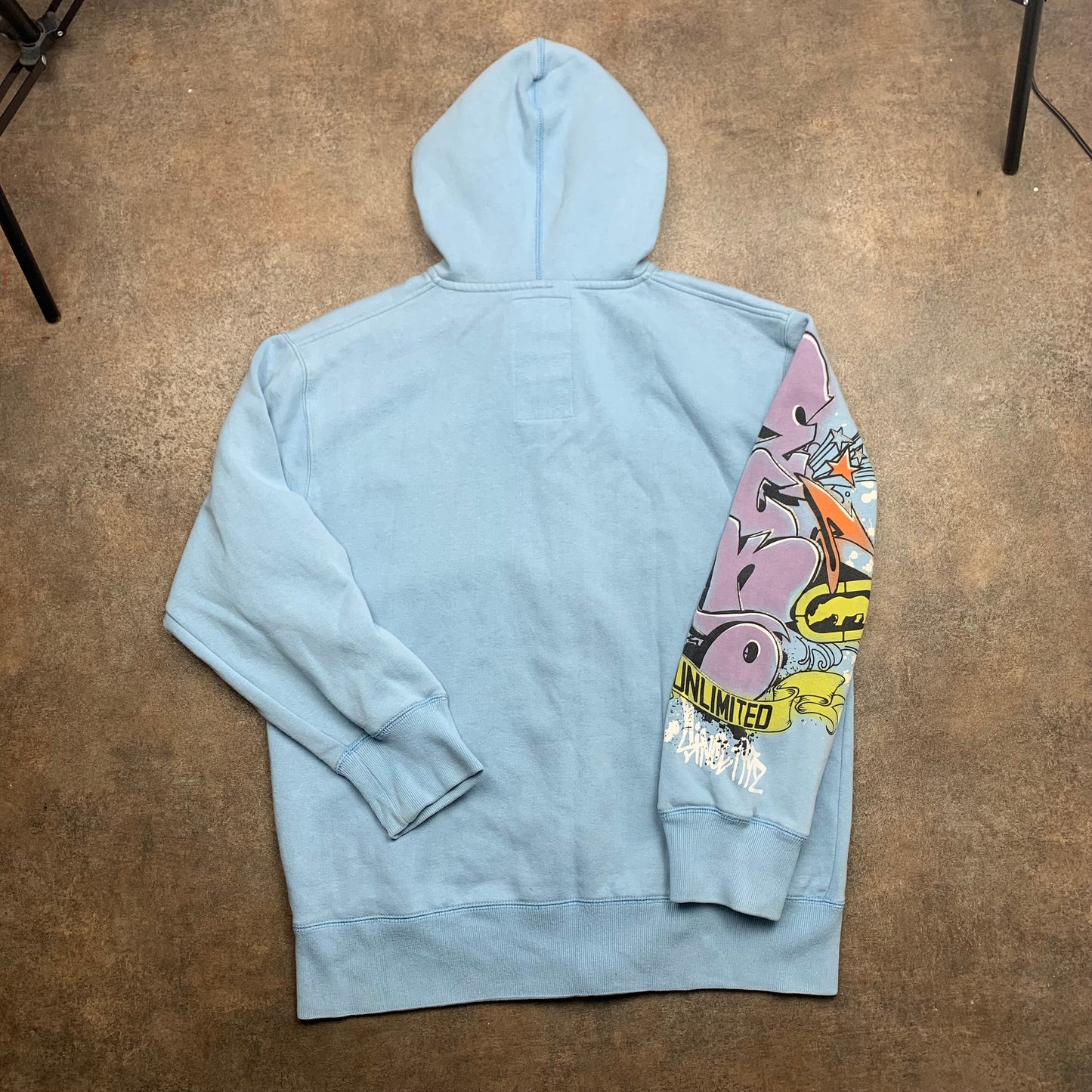 Ecko Unltd 00s light blue graphic graffiti hoodie