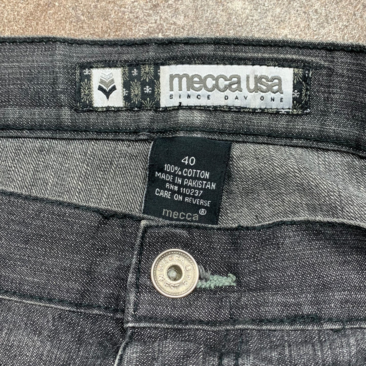 Mecca 90s baggy grey graphic jorts