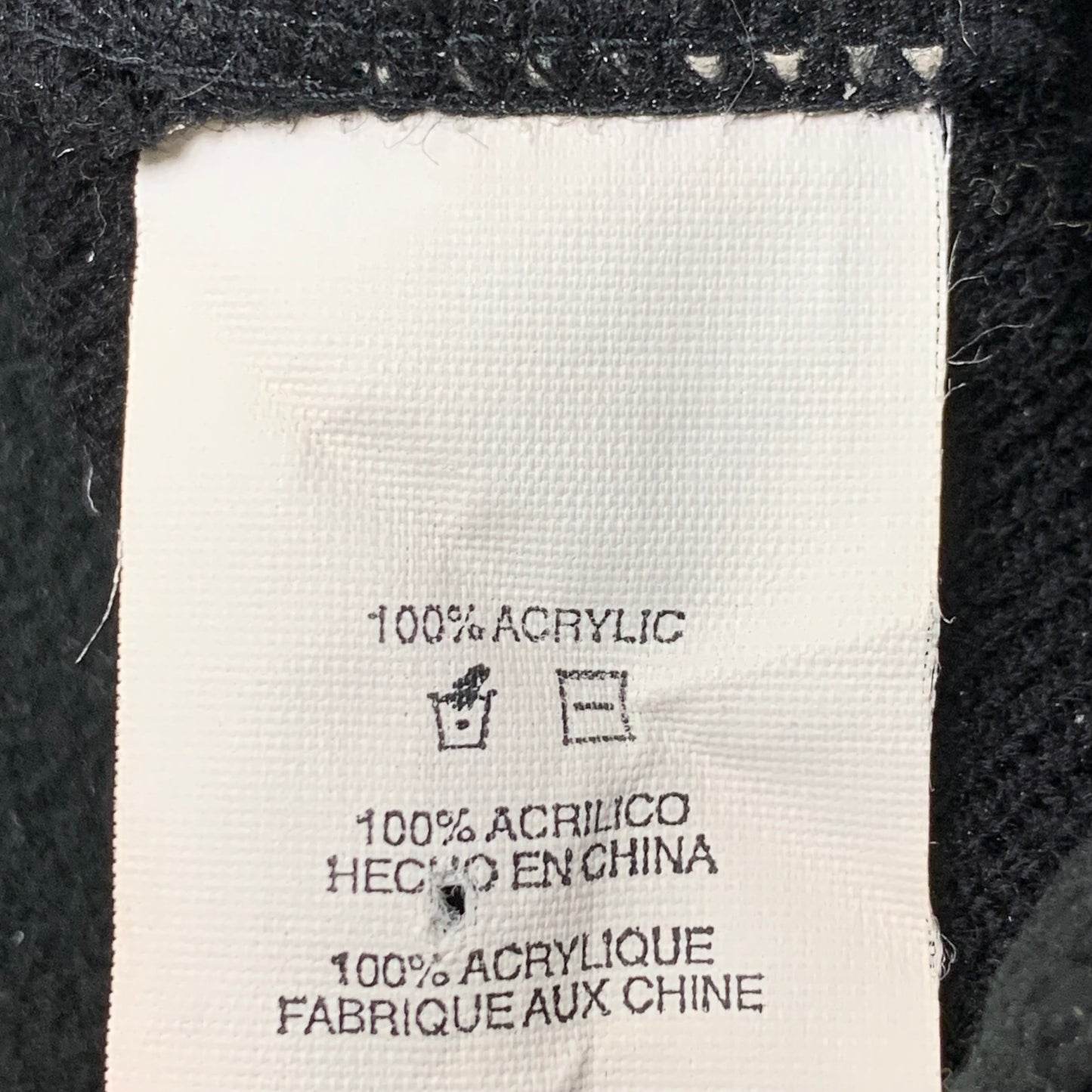 Oakley 00s black graphic beanie cap