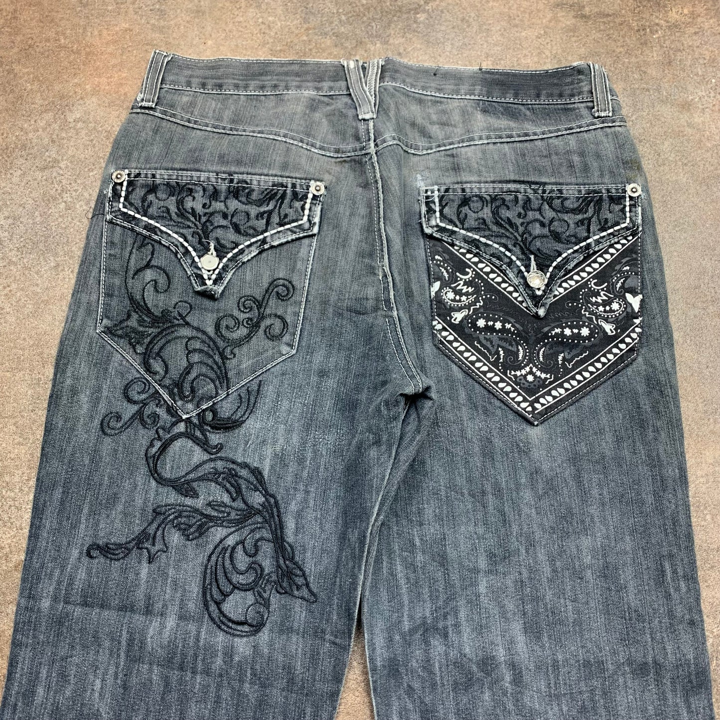 Reflex 00s grey tribal graphic baggy jeans