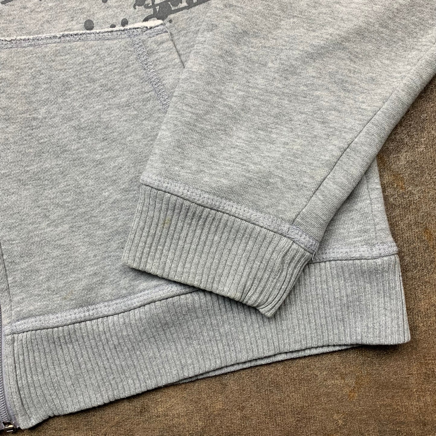 Billabong 00s graphic zip hoodie
