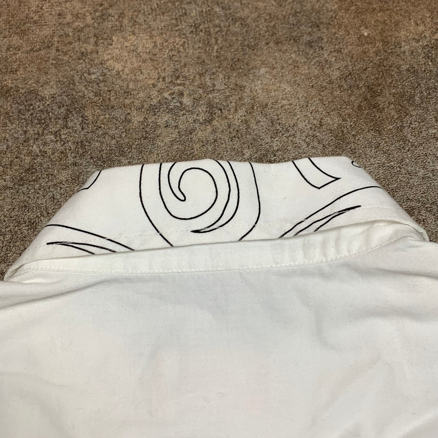 Oxbow 00s deadstock graphic button shirt