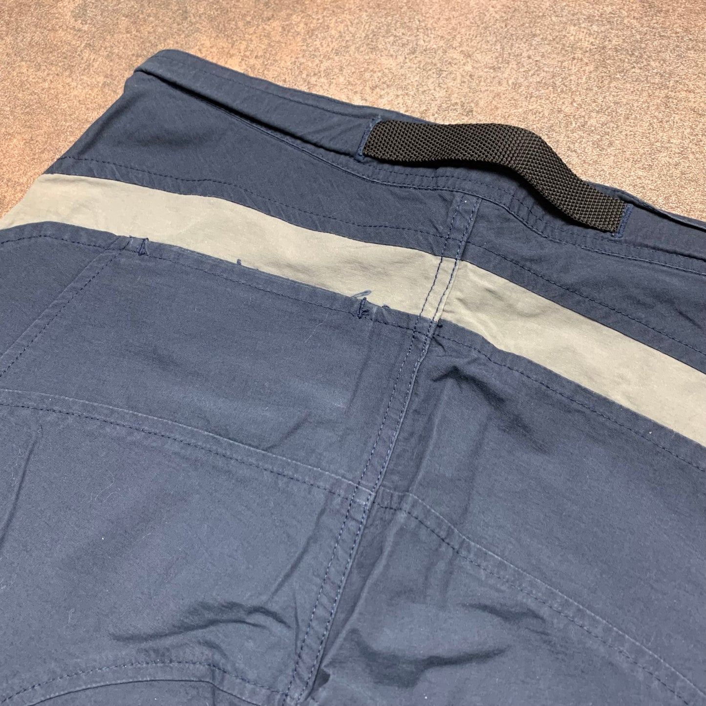 Rip Curl 00s navy carpenter graphic trousers