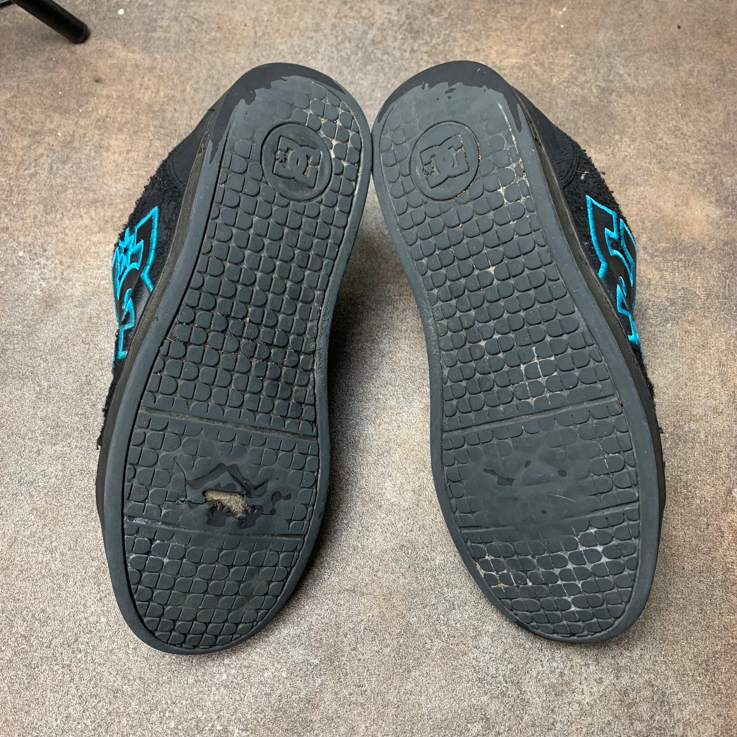 DC Shoes 00s studded grunge trainers