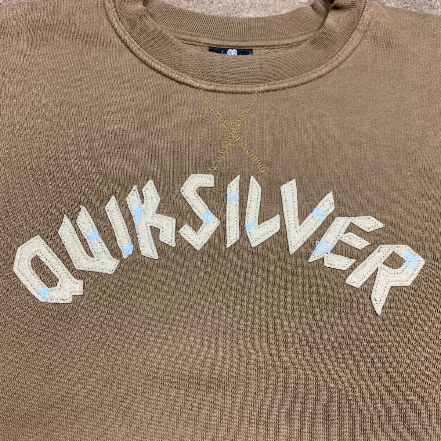 Quiksilver 00s brown graphic sweatshirt