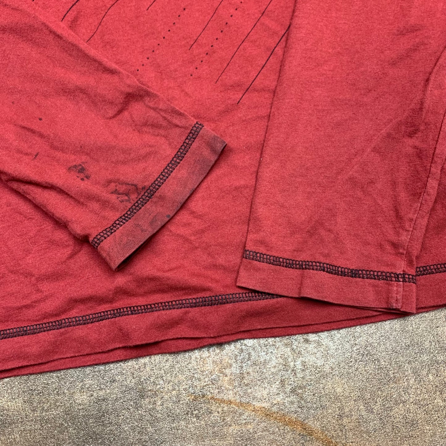 Billabong 00s red graphic long sleeve tee