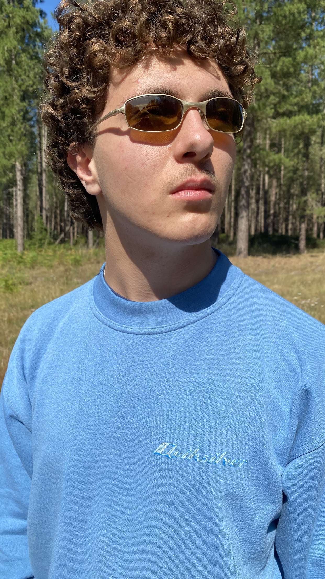 Quiksilver 90s blue graphic boxy sweatshirt