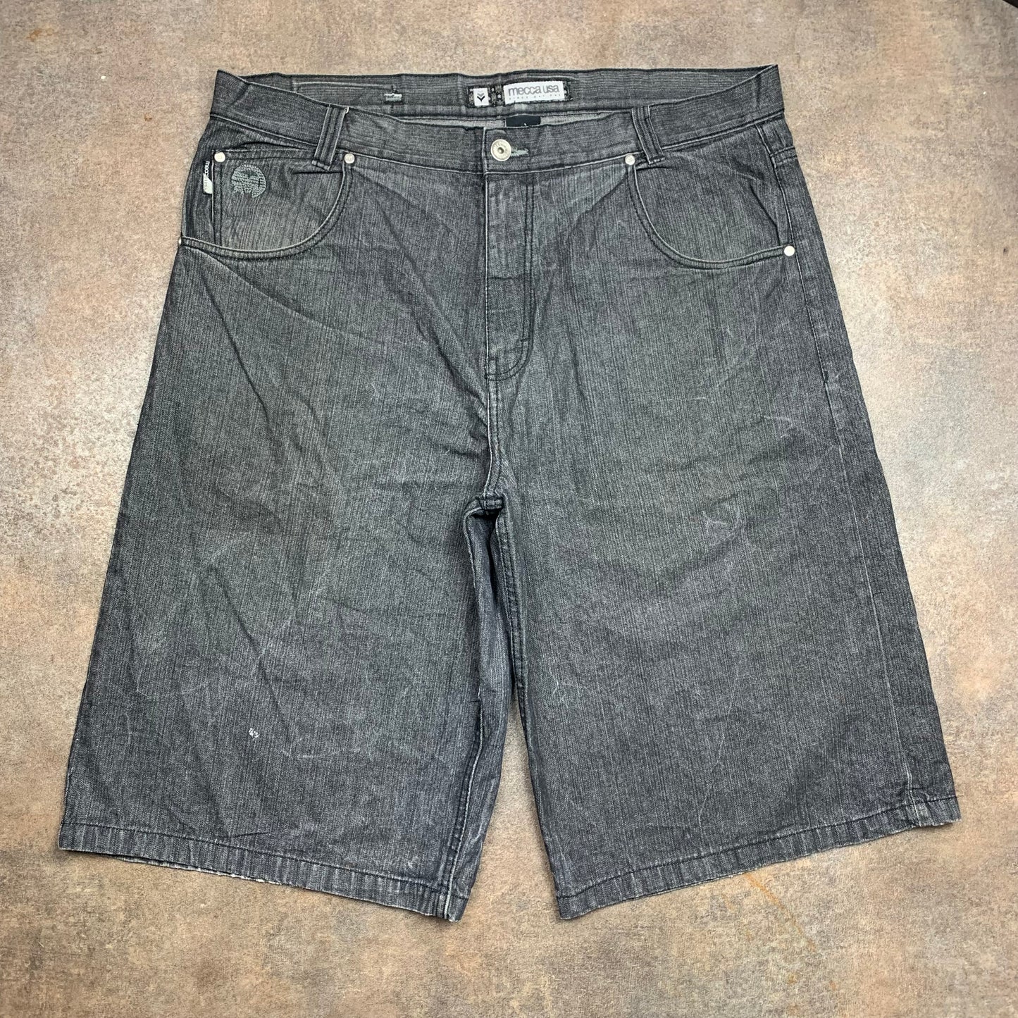 Mecca 90s baggy grey graphic jorts
