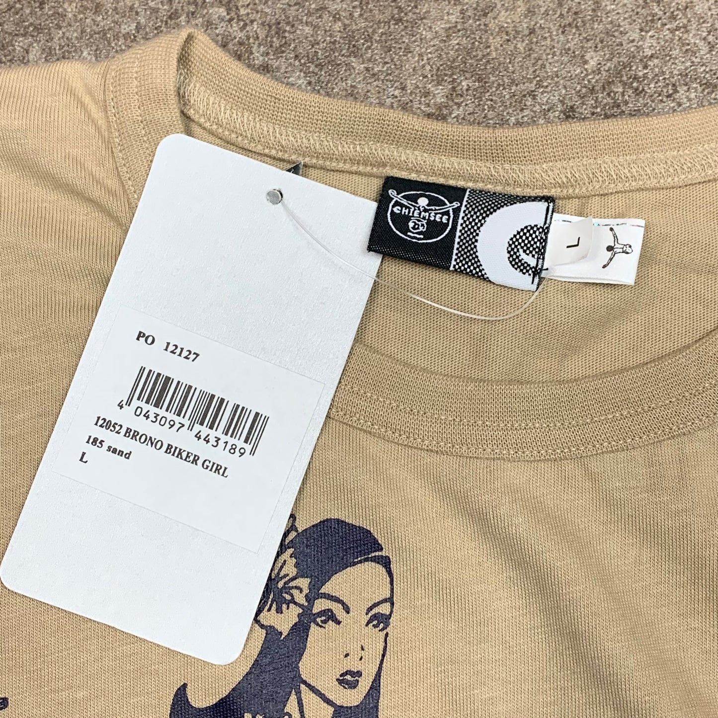 Chiemsee 00s graphic embroidered tee