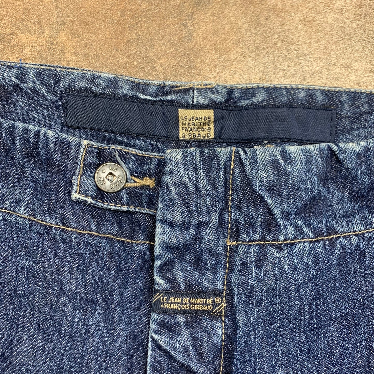 Marithé + François Girbaud 00s baggy navy cargo jorts