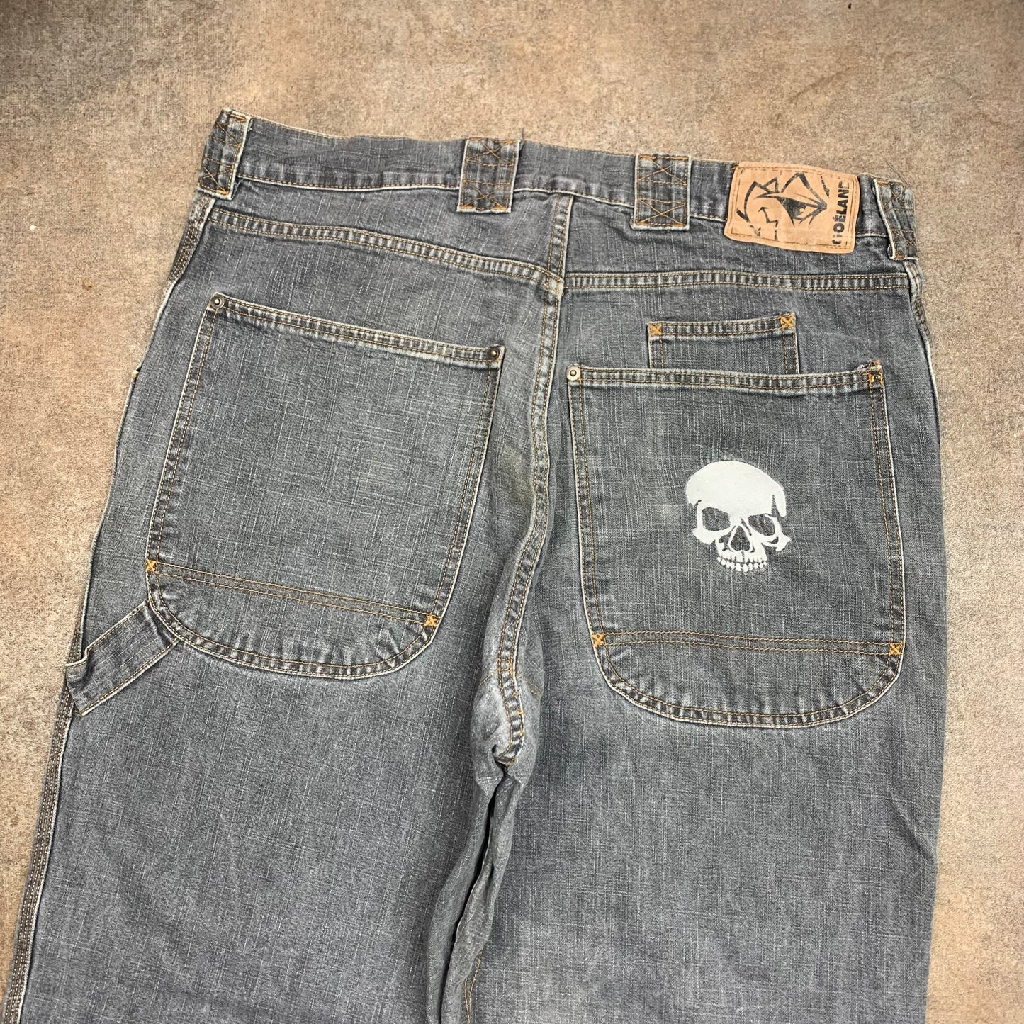 Goeland 00s grey baggy skull jeans