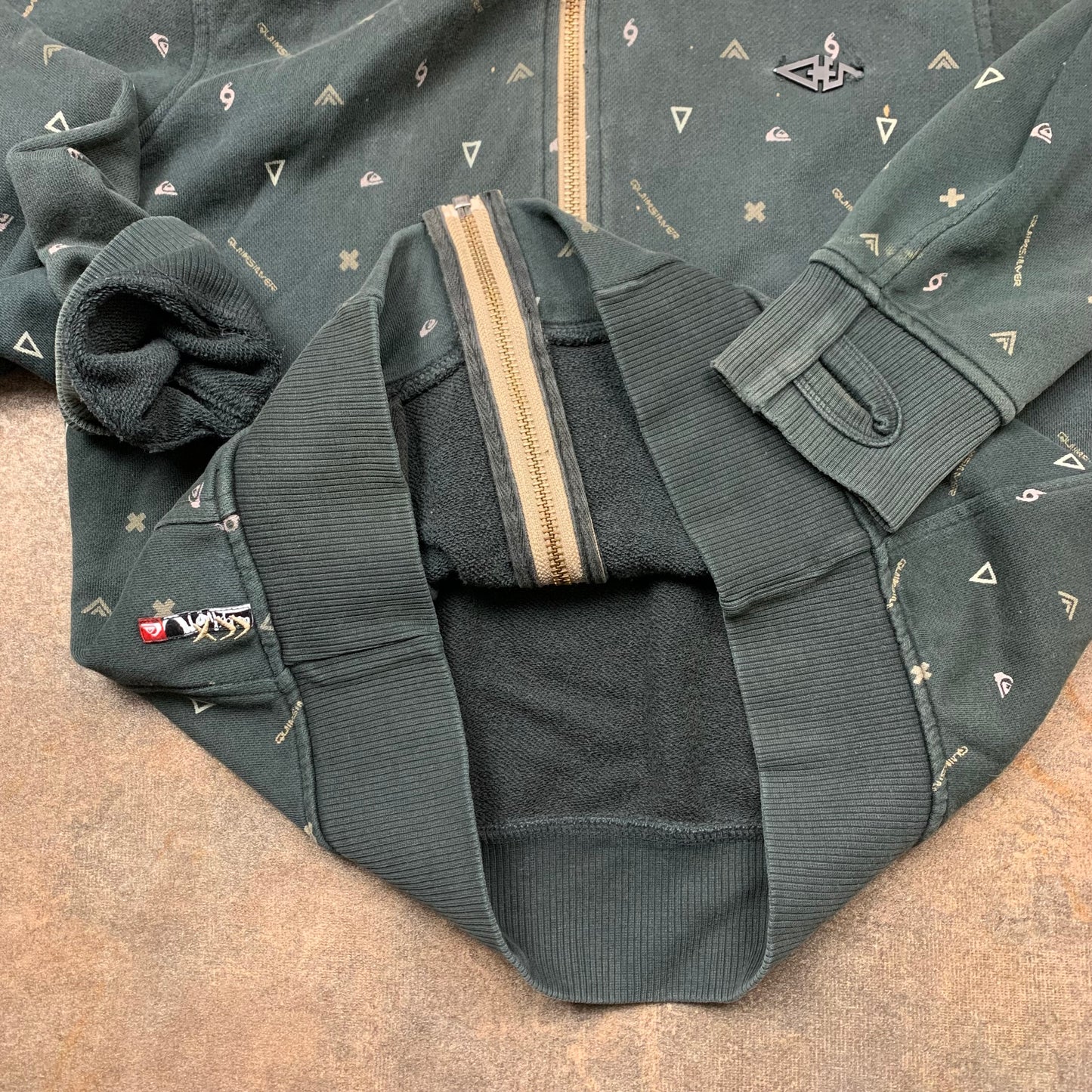 Quiksilver 00s full zip hoodie (S)