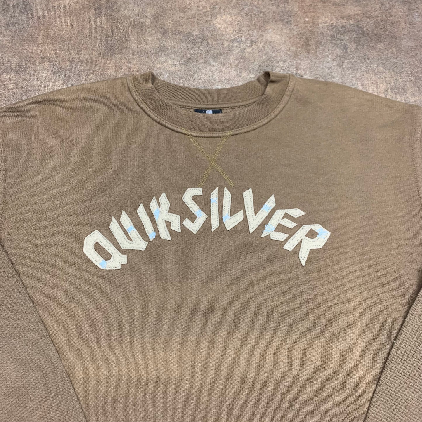 Quiksilver 00s brown graphic sweatshirt