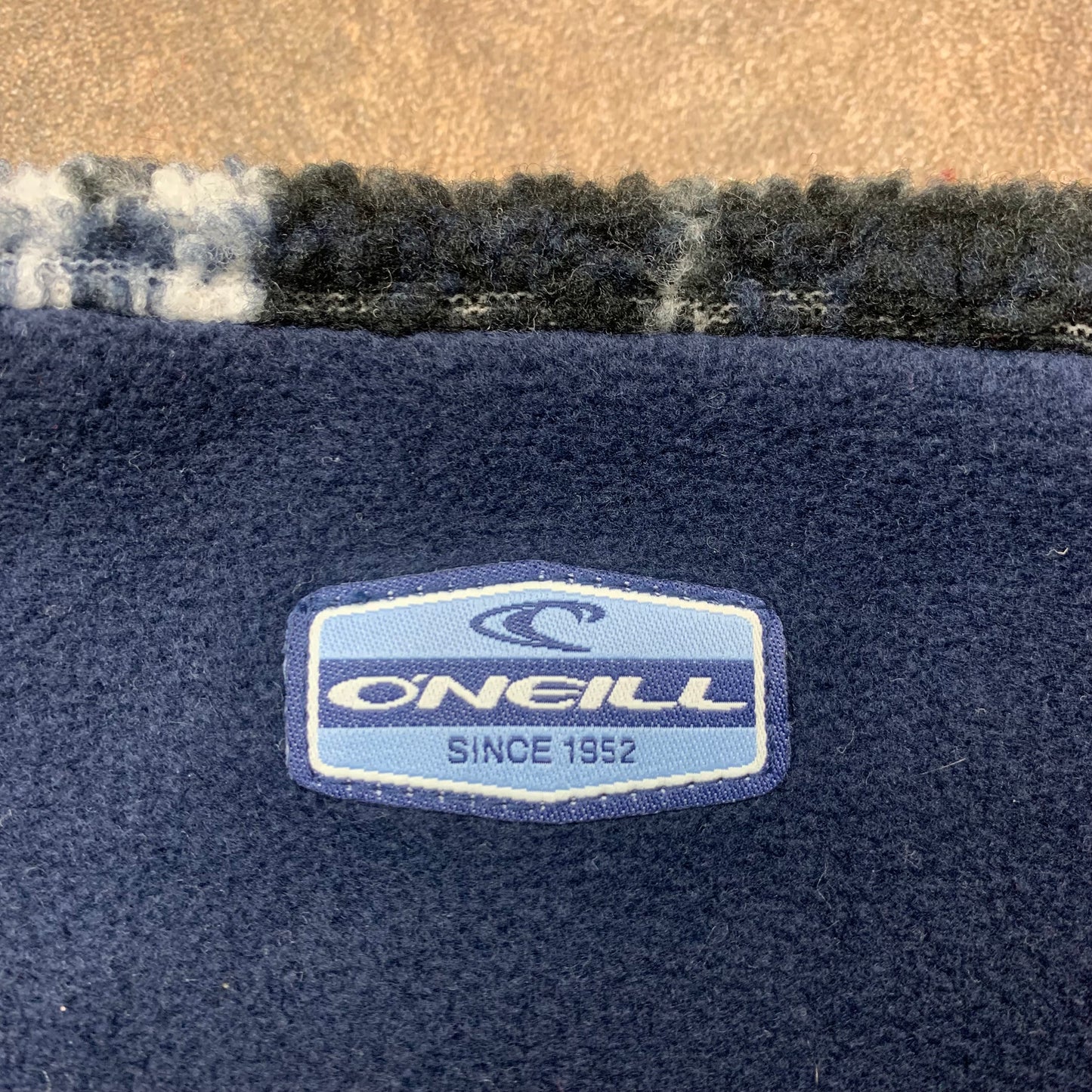 O’Neill 00s reversible plaid navy beanie
