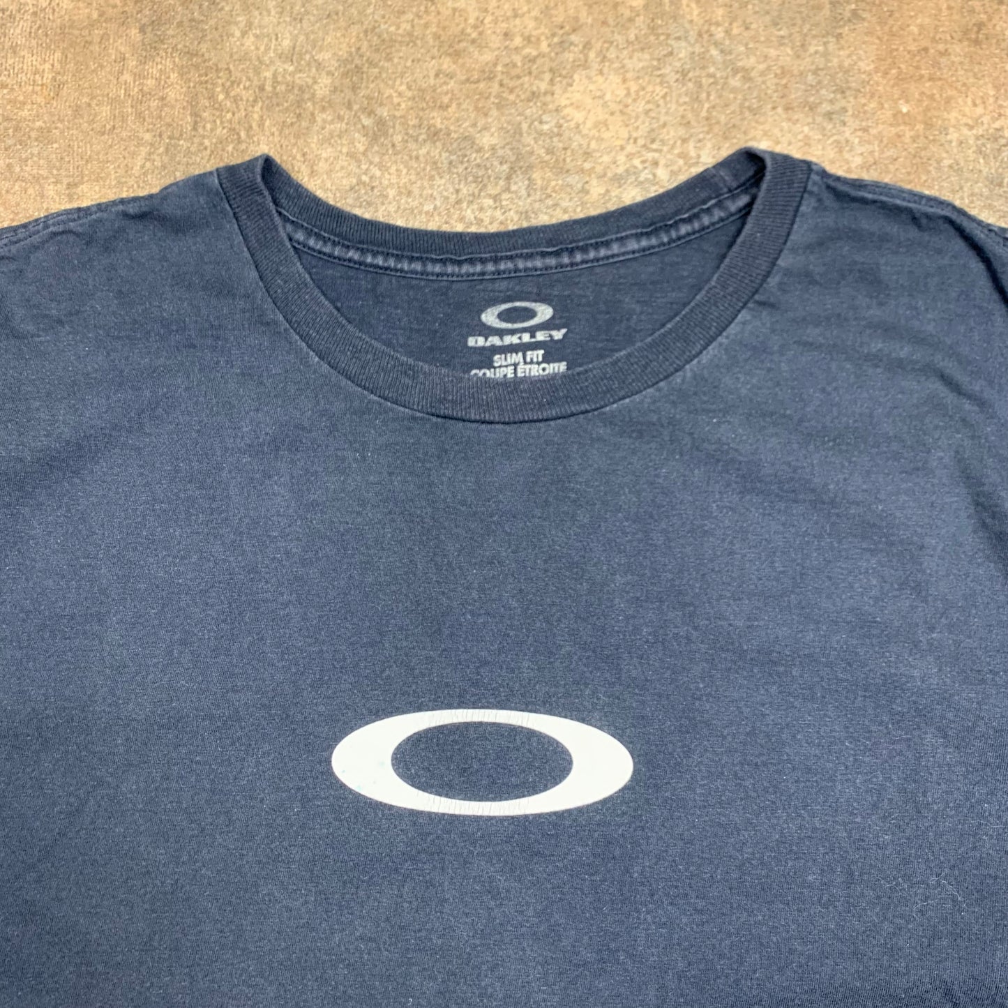 Oakley 00s navy logo tee