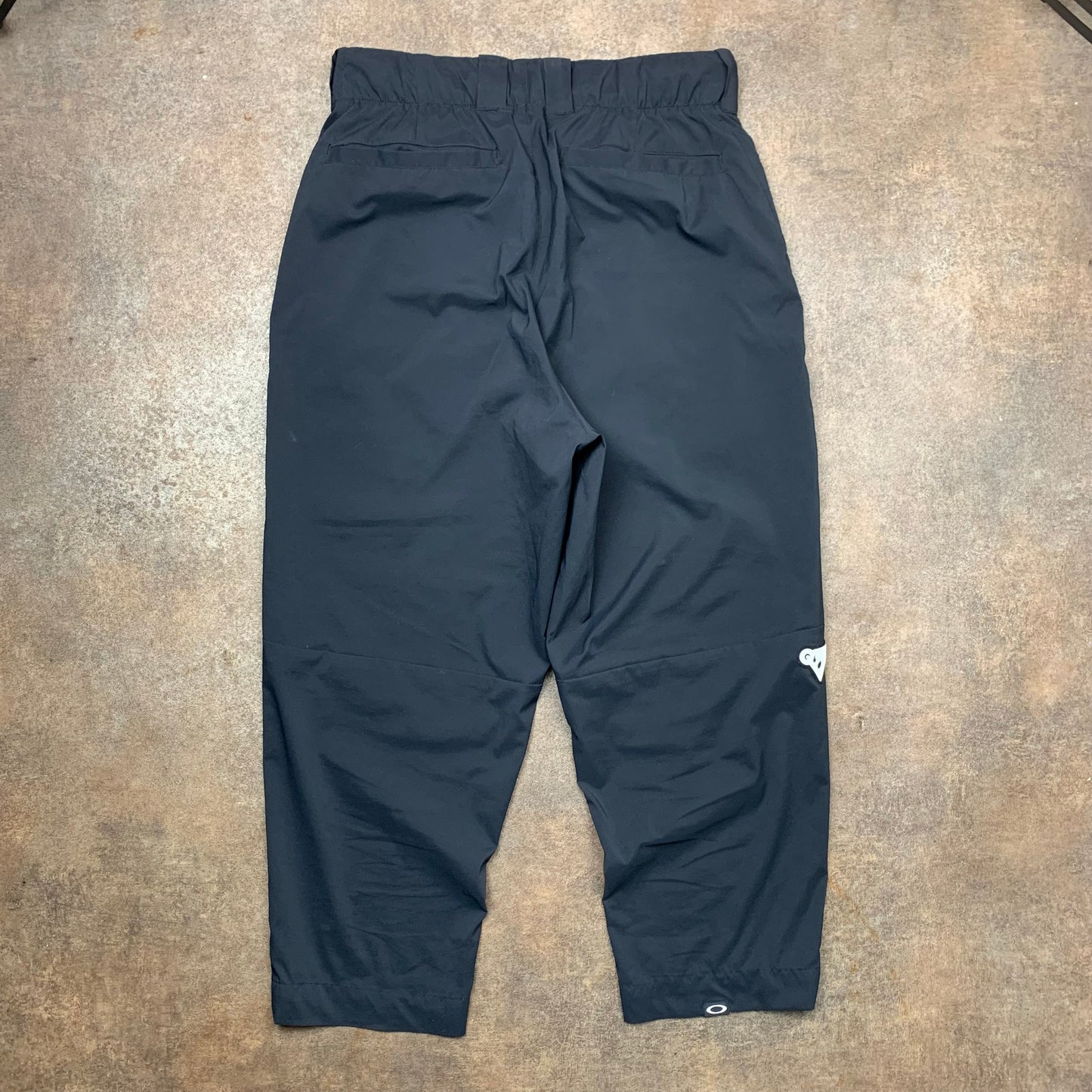 Oakley black baggy short trousers