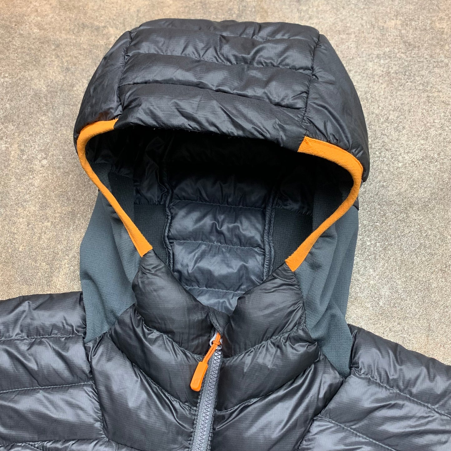 Rab Pertex Quantum grey puffer jacket