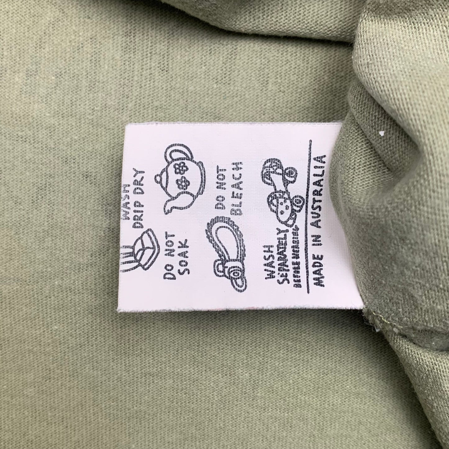 Mambo 00s graphic surfwear tee