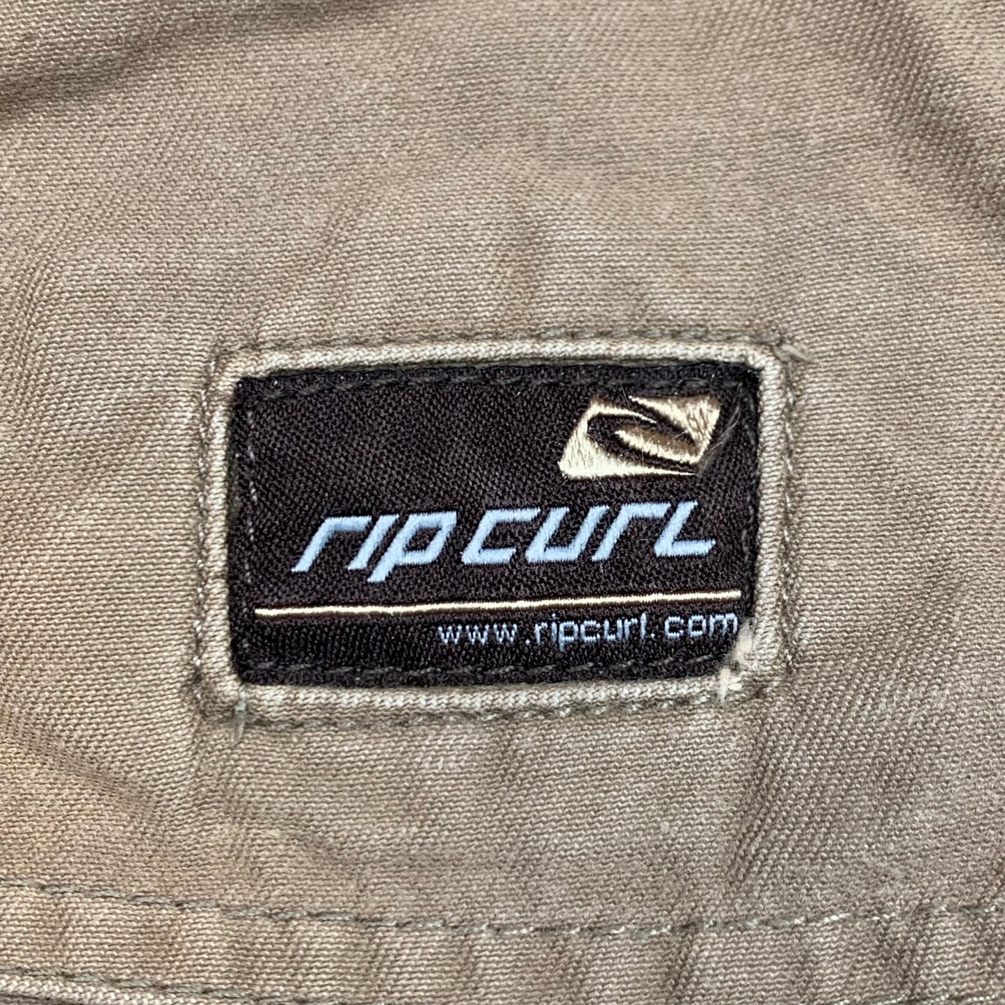 Rip Curl 00s beige baggy cargo jorts
