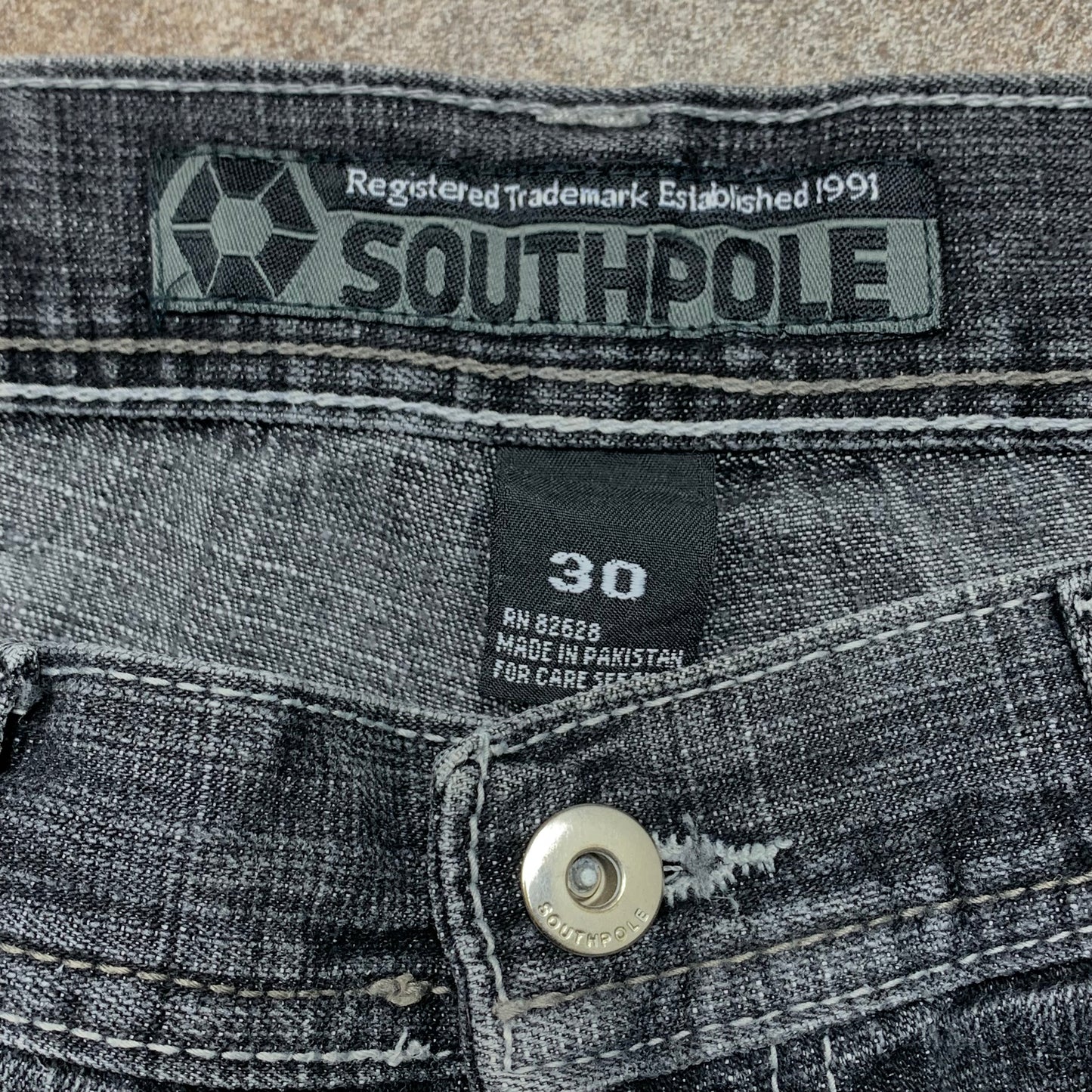 Southpole 00s baggy black grey jeans