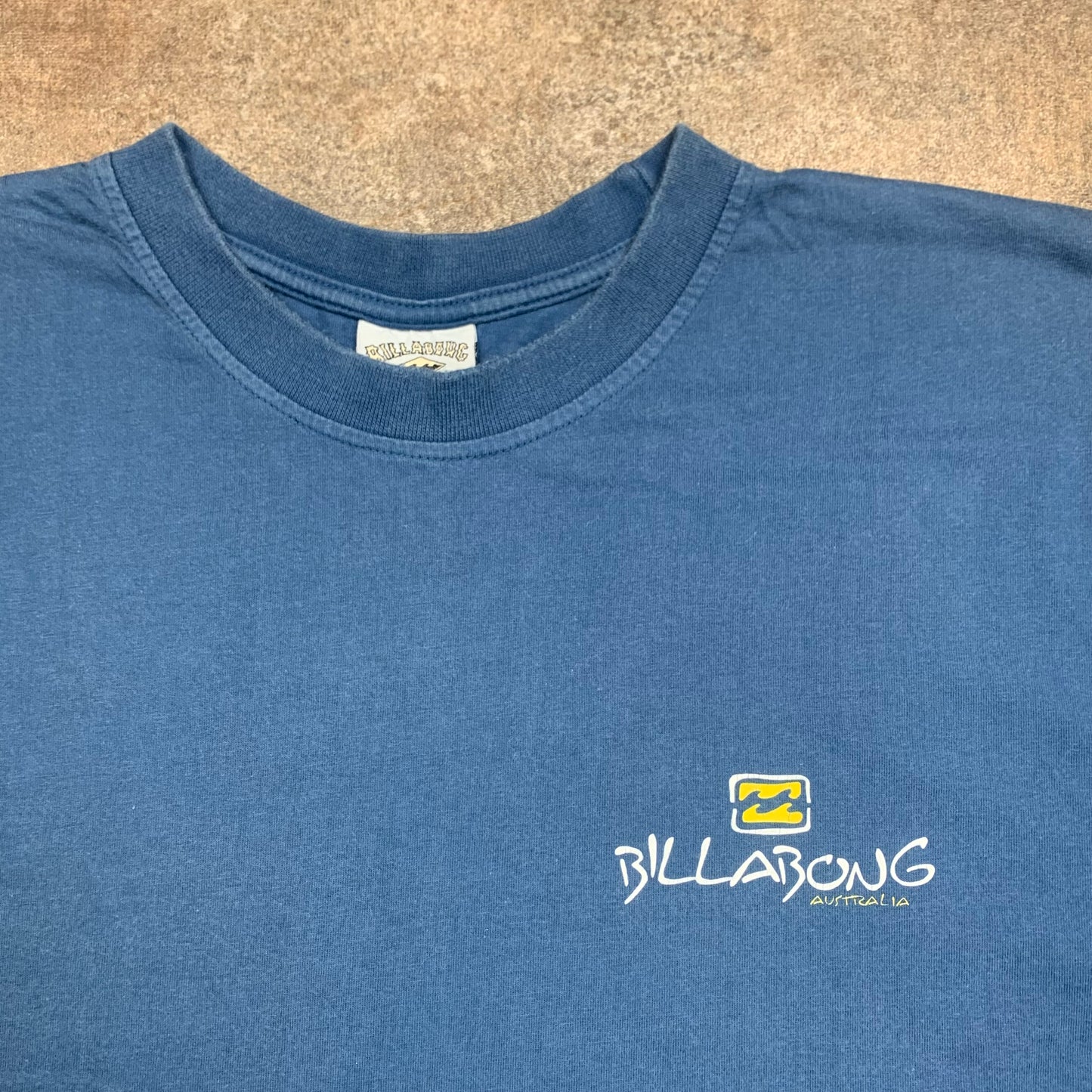 Billabong Australia 90s blue graphic tee