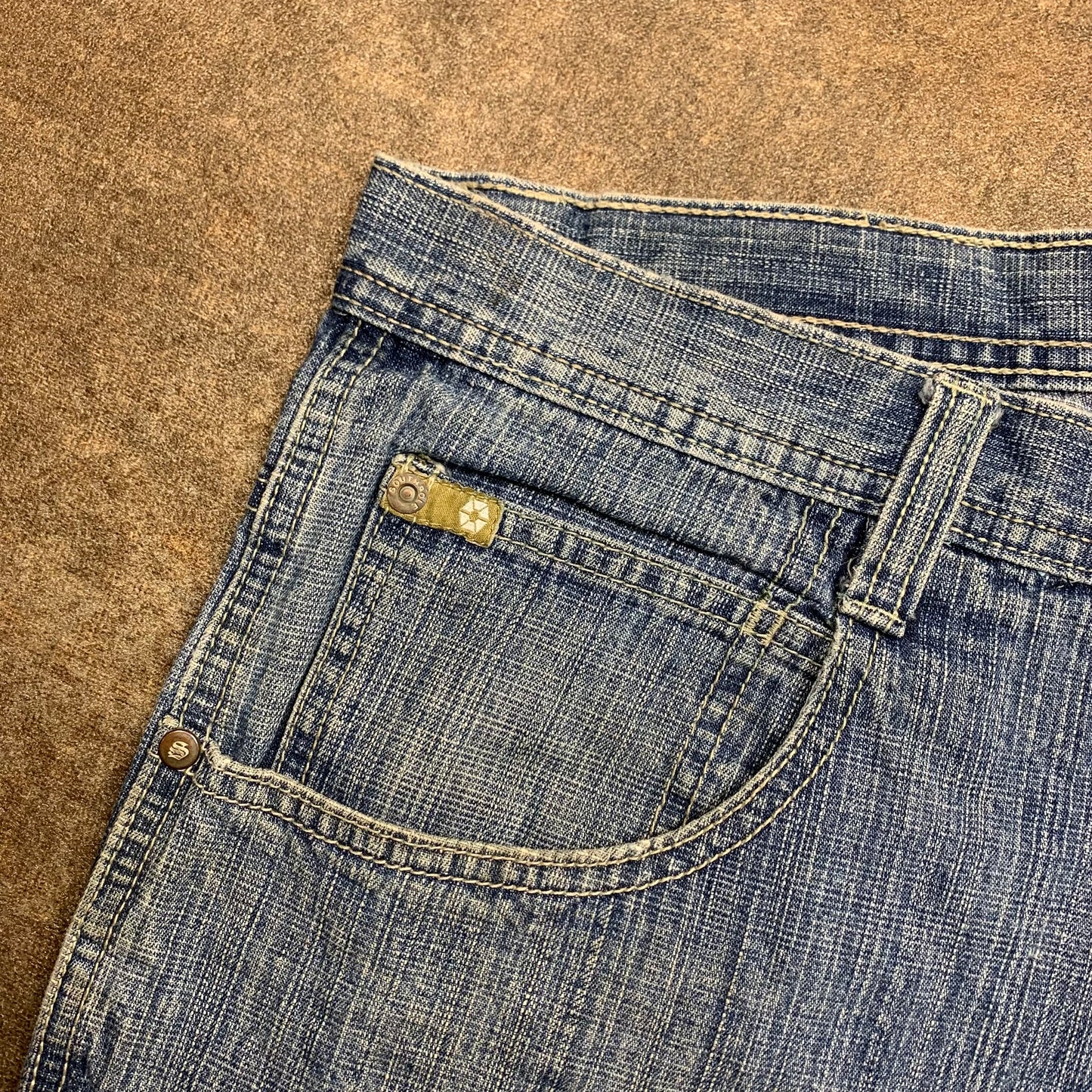 Southpole 00s blue baggy beige tab jorts