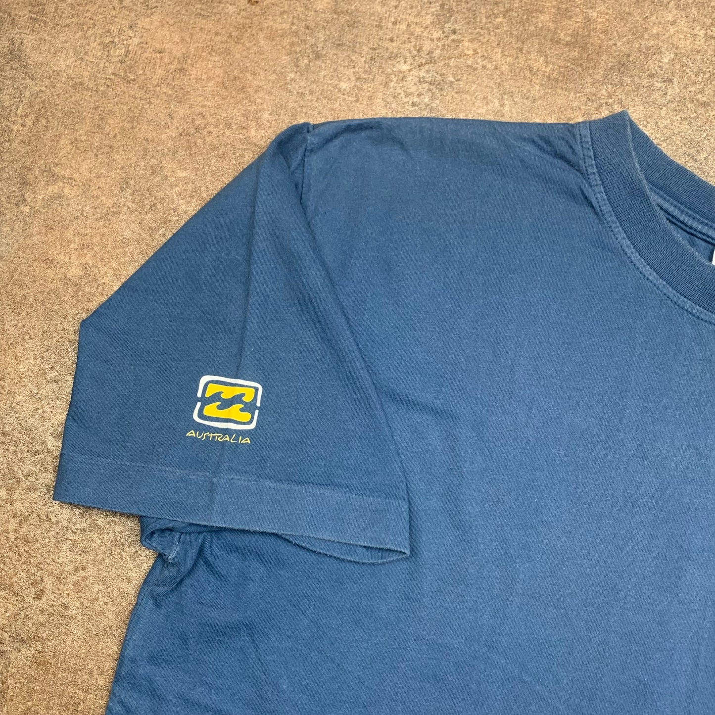Billabong Australia 90s blue graphic tee