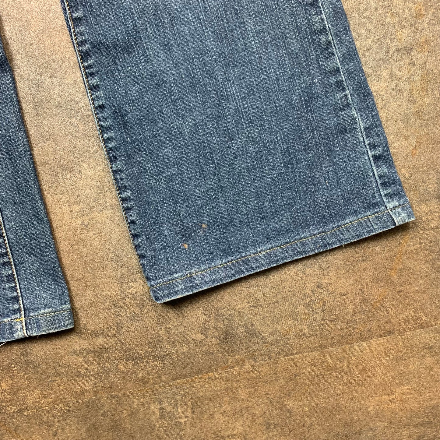 Dolce & Gabbana Women's 00s flared jeans (30")