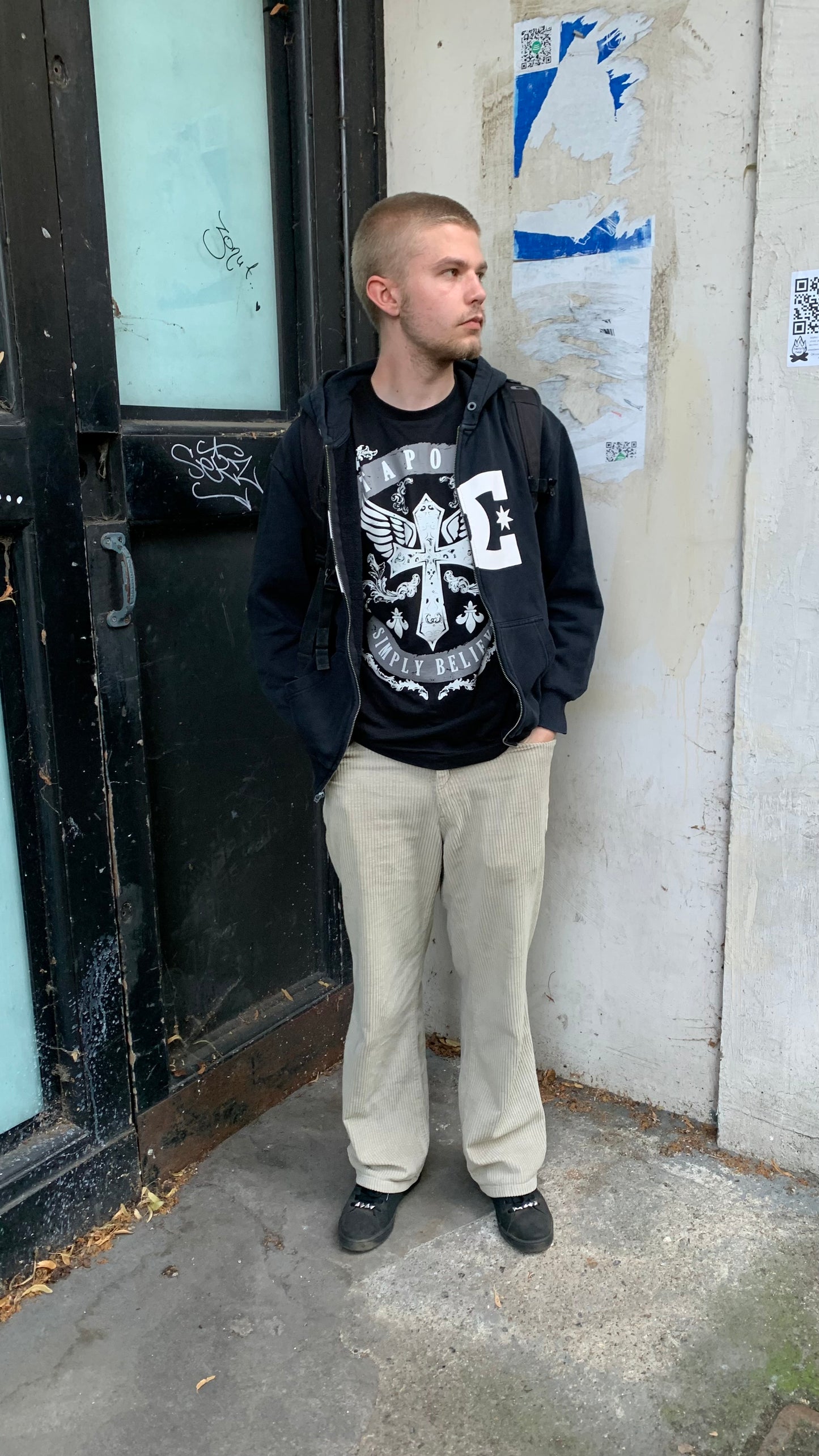 DC Shoes 00s black graphic boxy zip hoodie