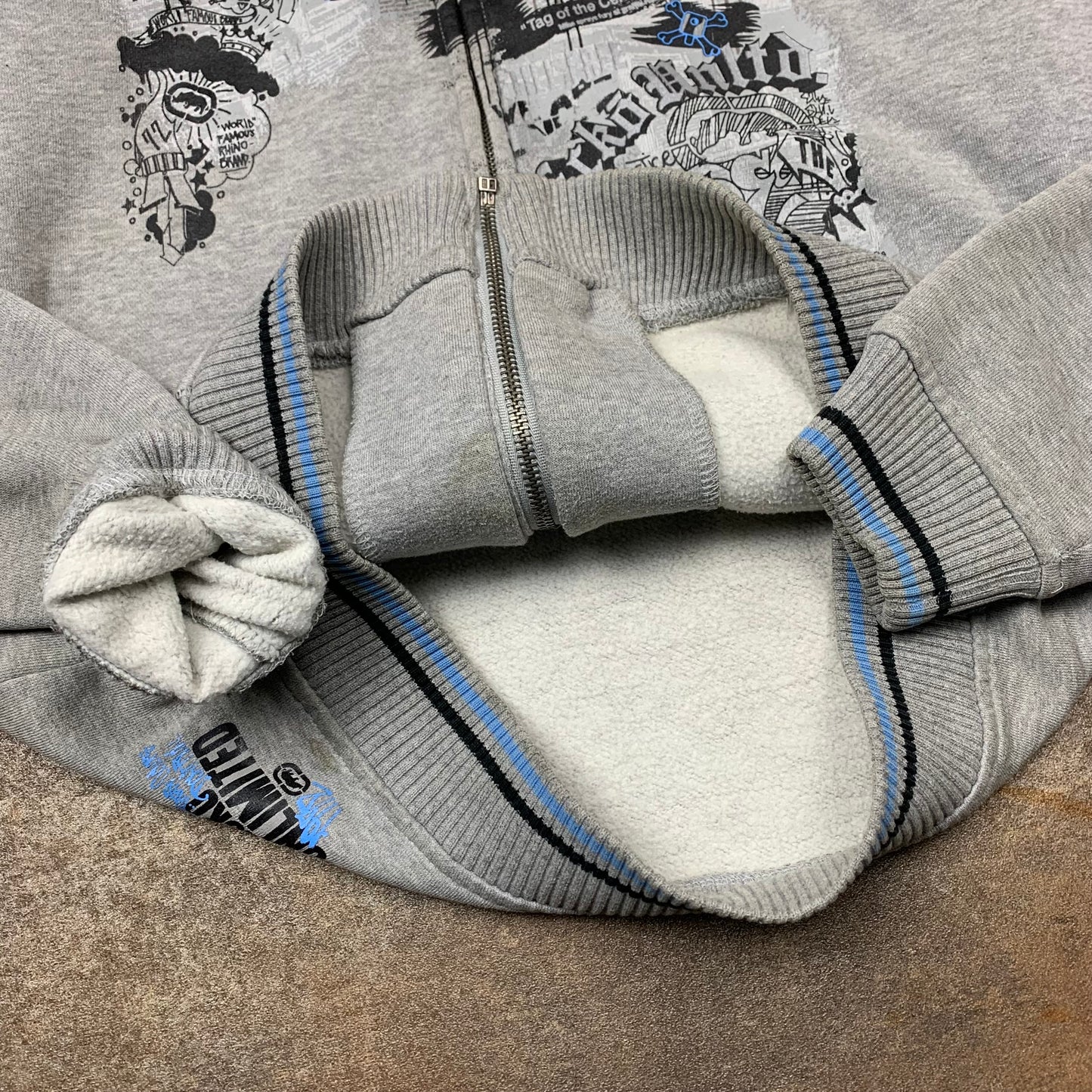 Ecko Unltd 00s grey graphic hoodie