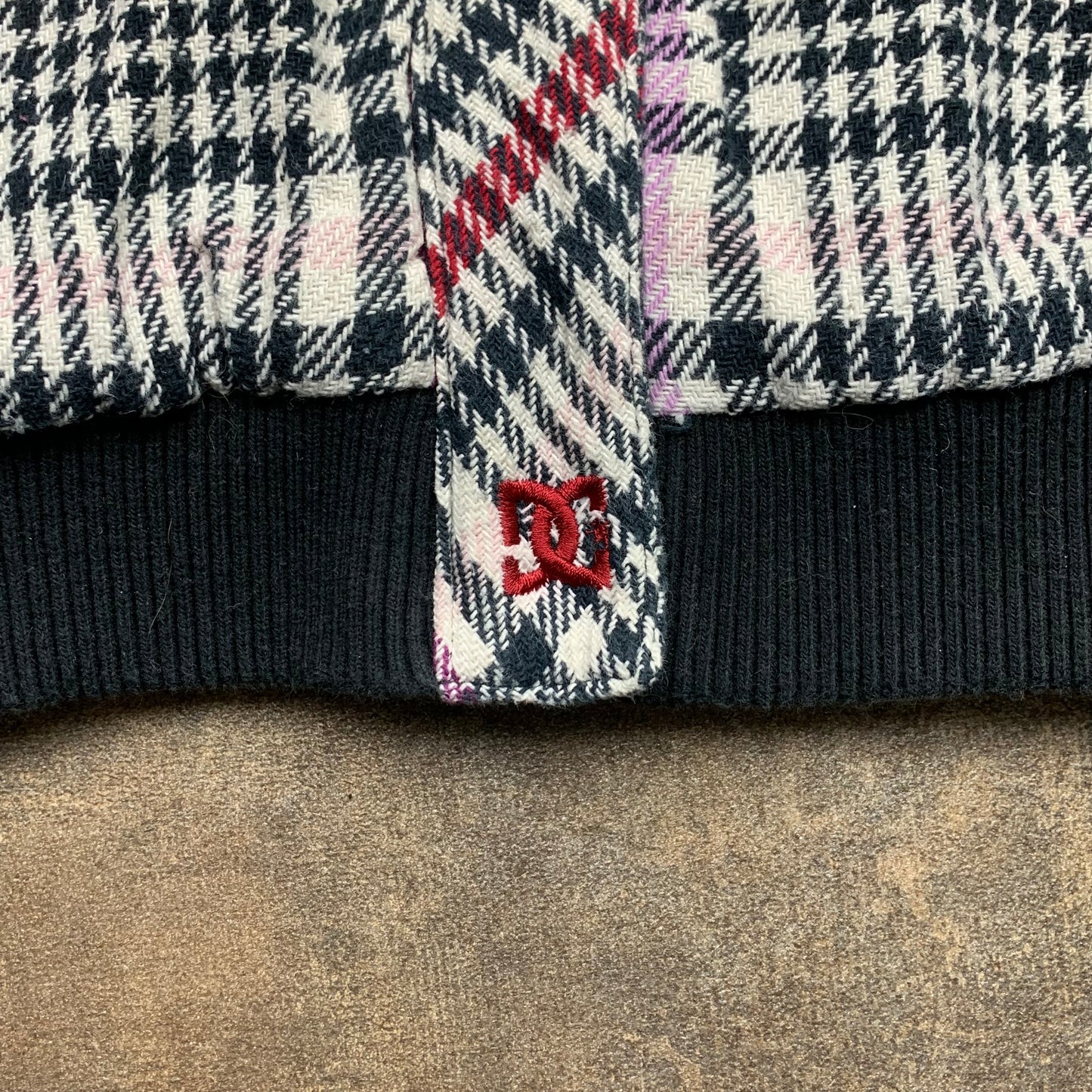 DC Shoes 00s plaid graphic zip hoodie