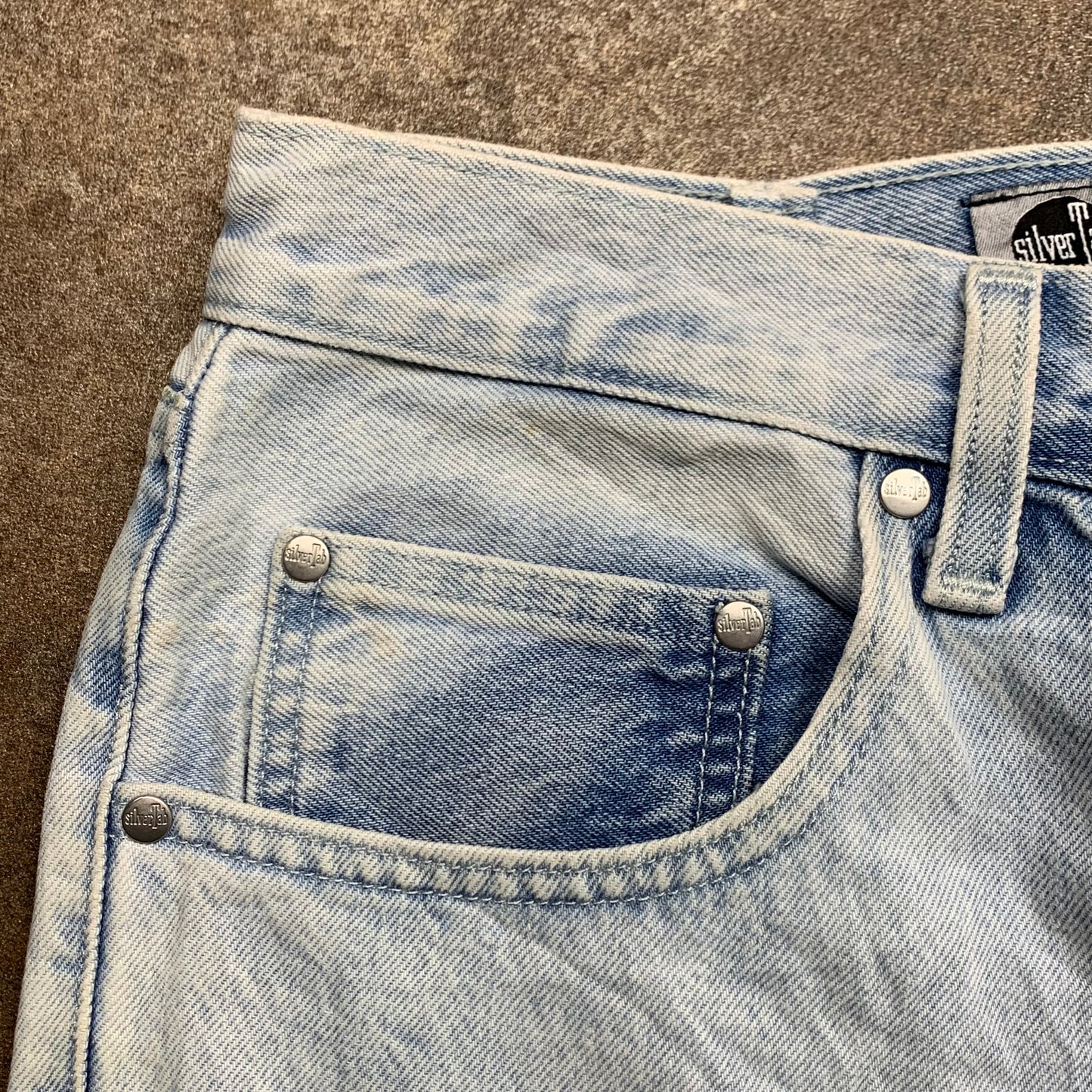Levi's Silvertab 00s pale blue baggy jorts