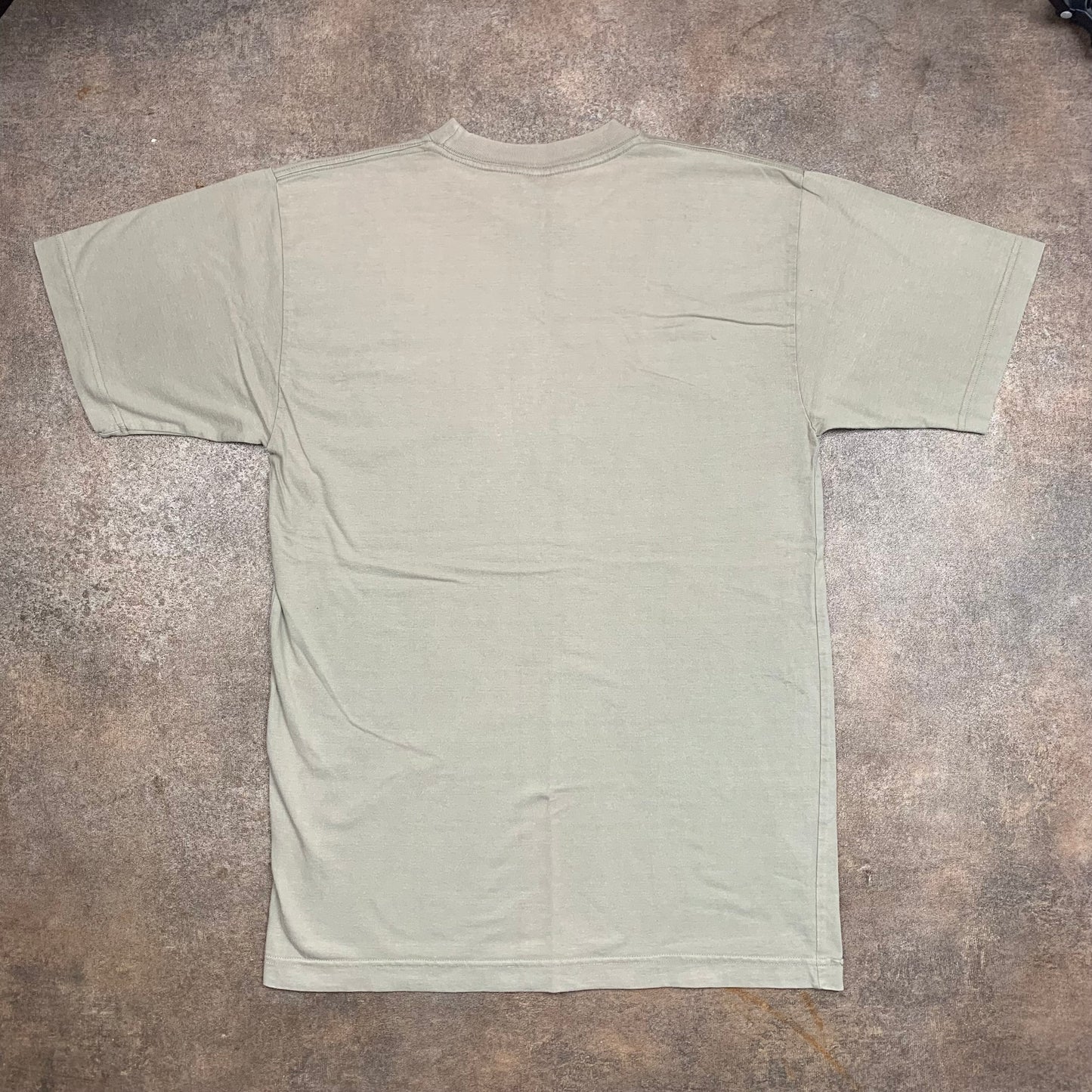 howies 00s graphic cream beige graphic tee