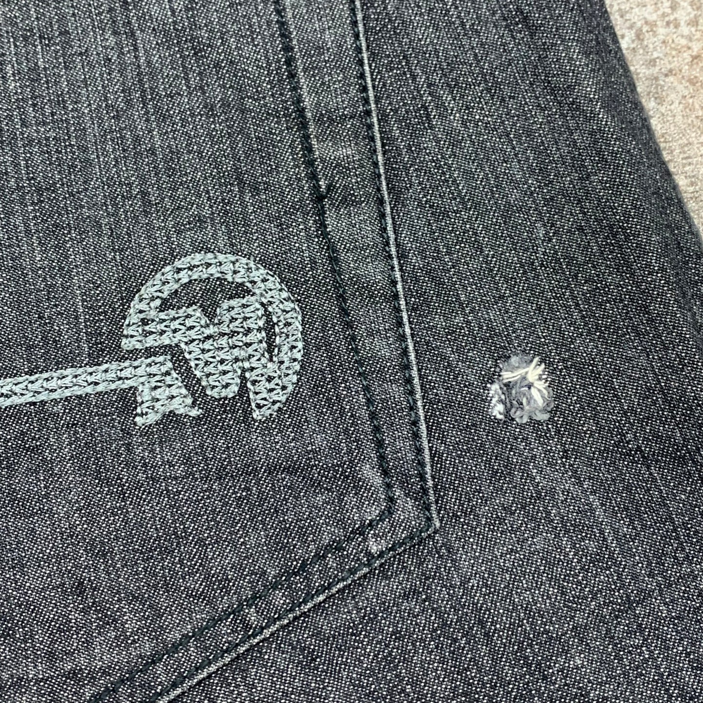 Mecca 90s baggy grey graphic jorts