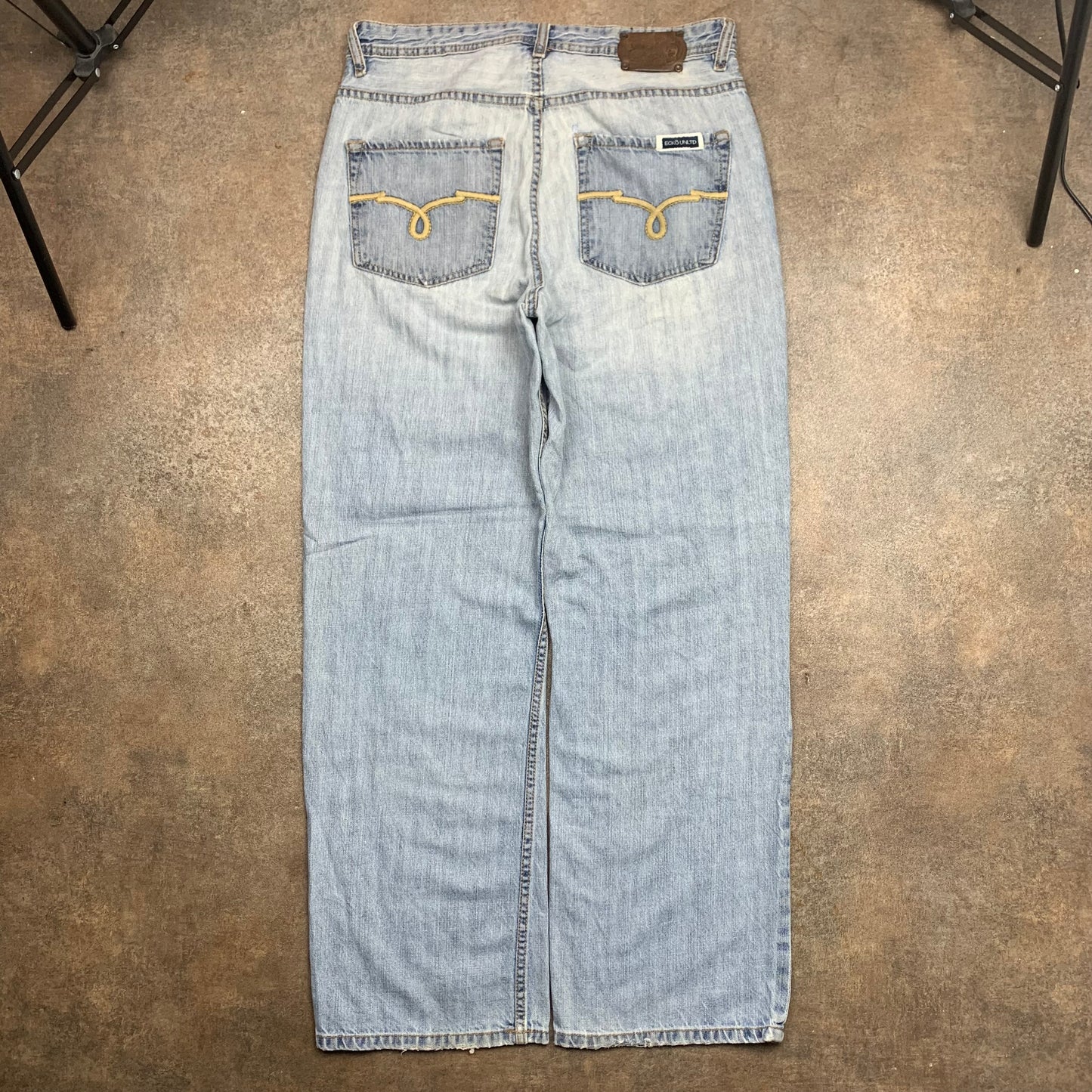 Ecko Unltd. 00s baggy embroidered jeans