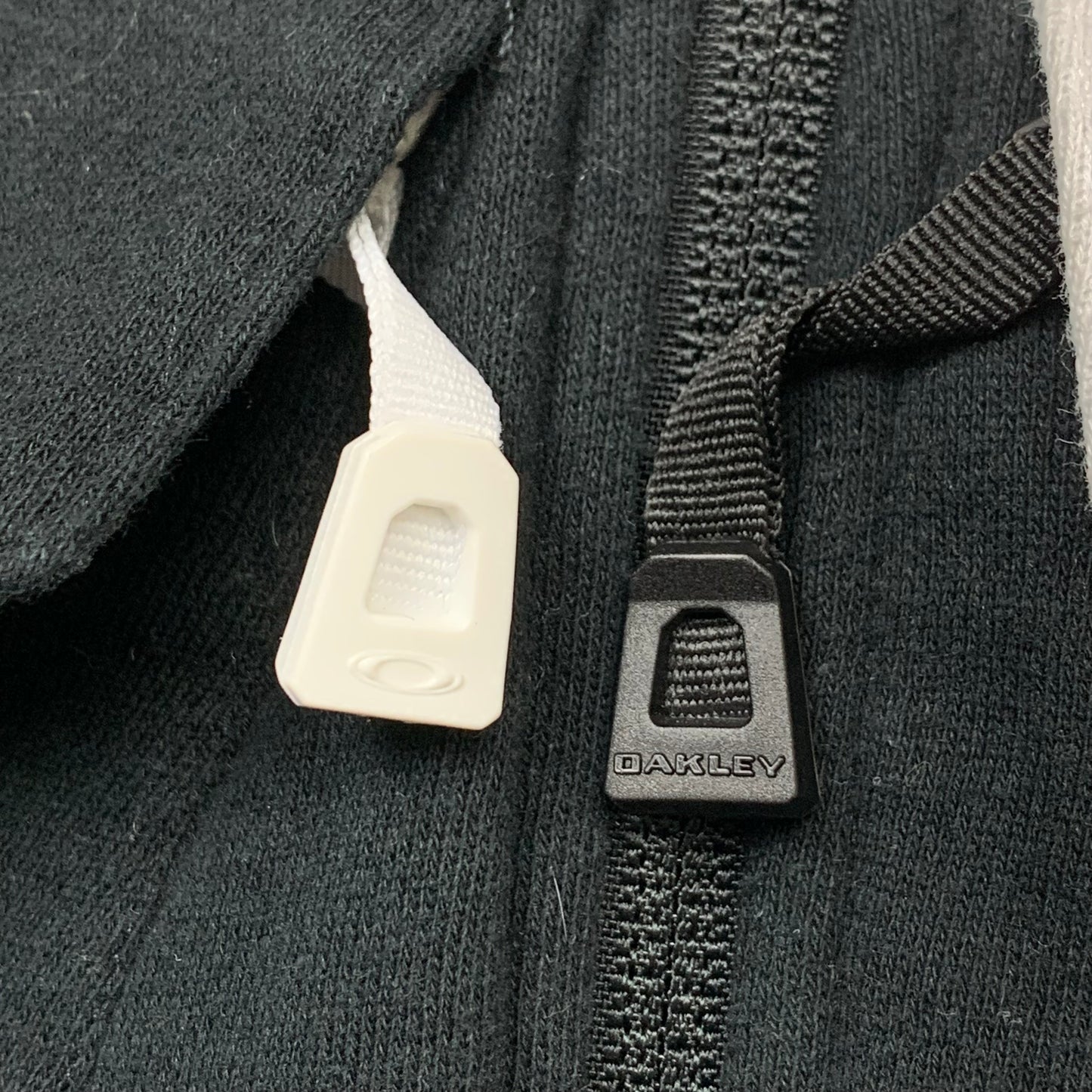 Oakley 00s two tone embroidered hoodie