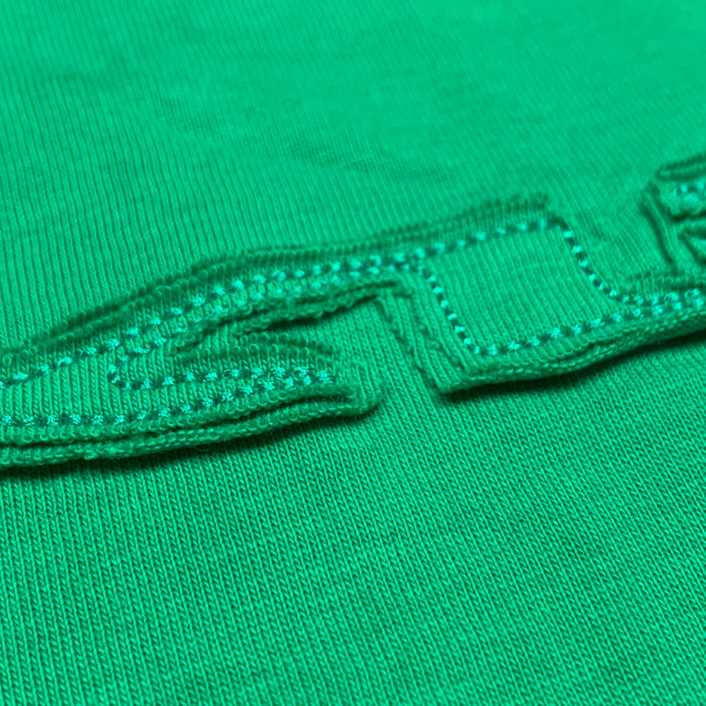Oakley 00s green cut and sew graphic tee