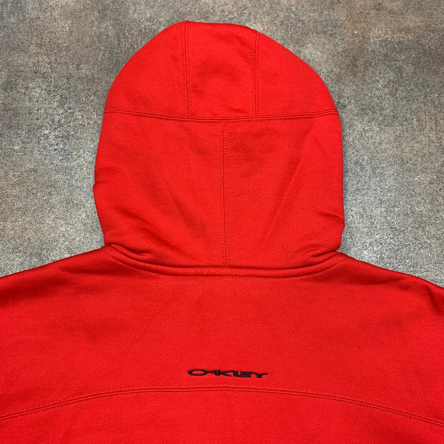 Oakley 00s red boxy zip hoodie