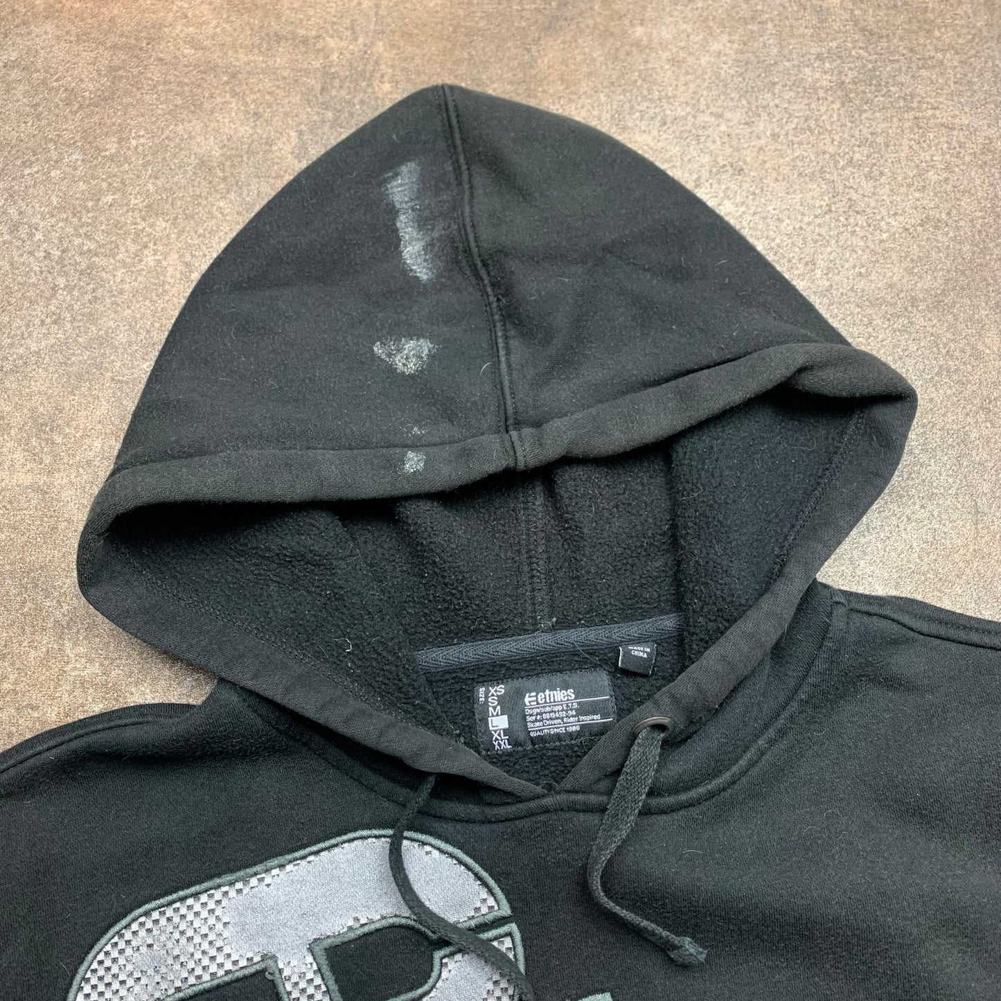 Etnies 00s graphic boxy hoodie