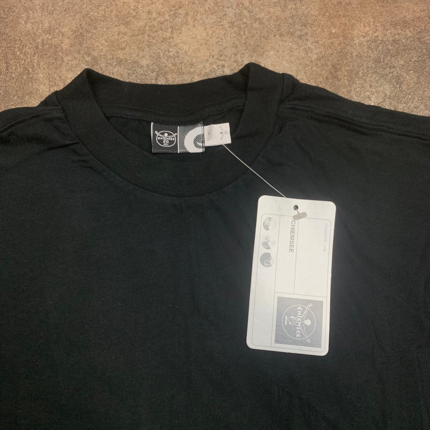 Chiemsee 00s thermal graphic long sleeve tee