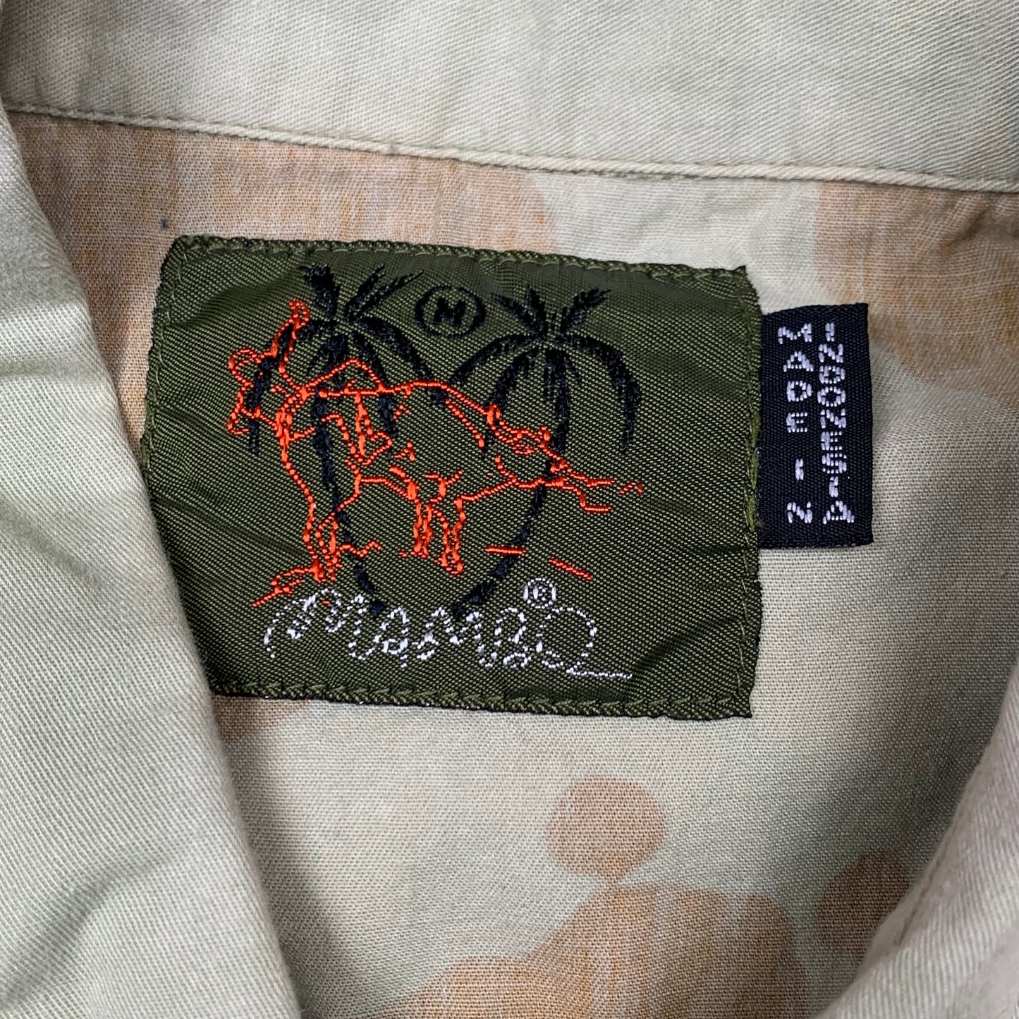 Mambo 00s white-khaki floral graphic shirt