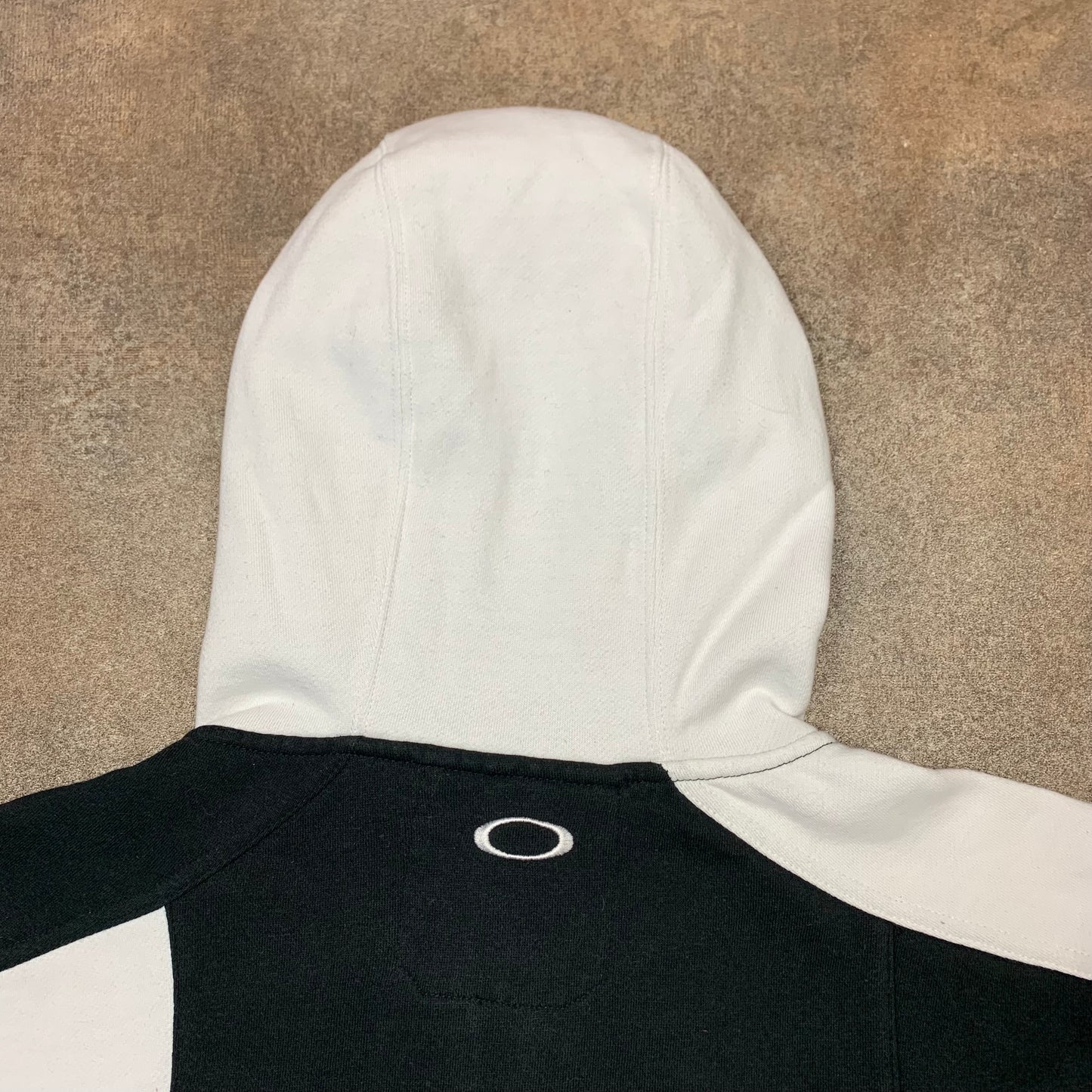 Oakley 00s two tone embroidered hoodie
