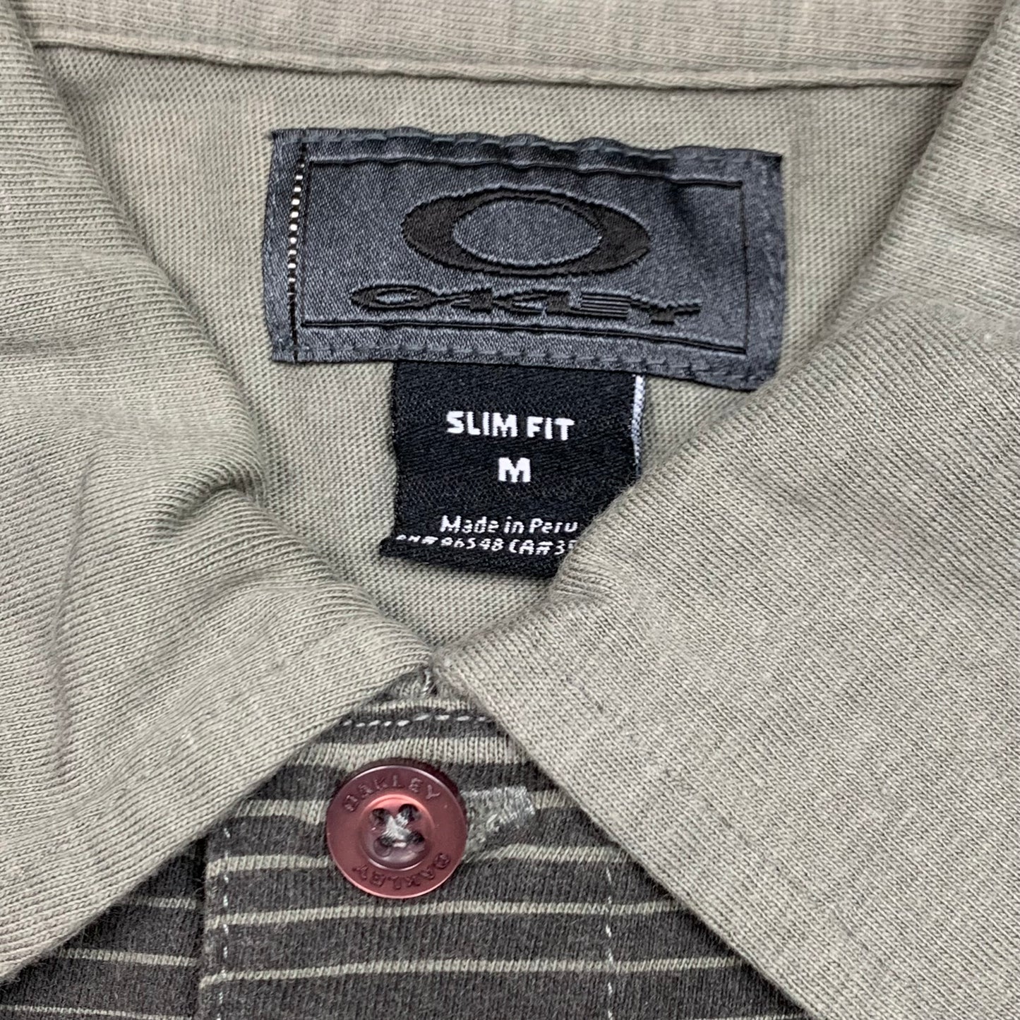 Oakley 00s grey graphic polo shirt