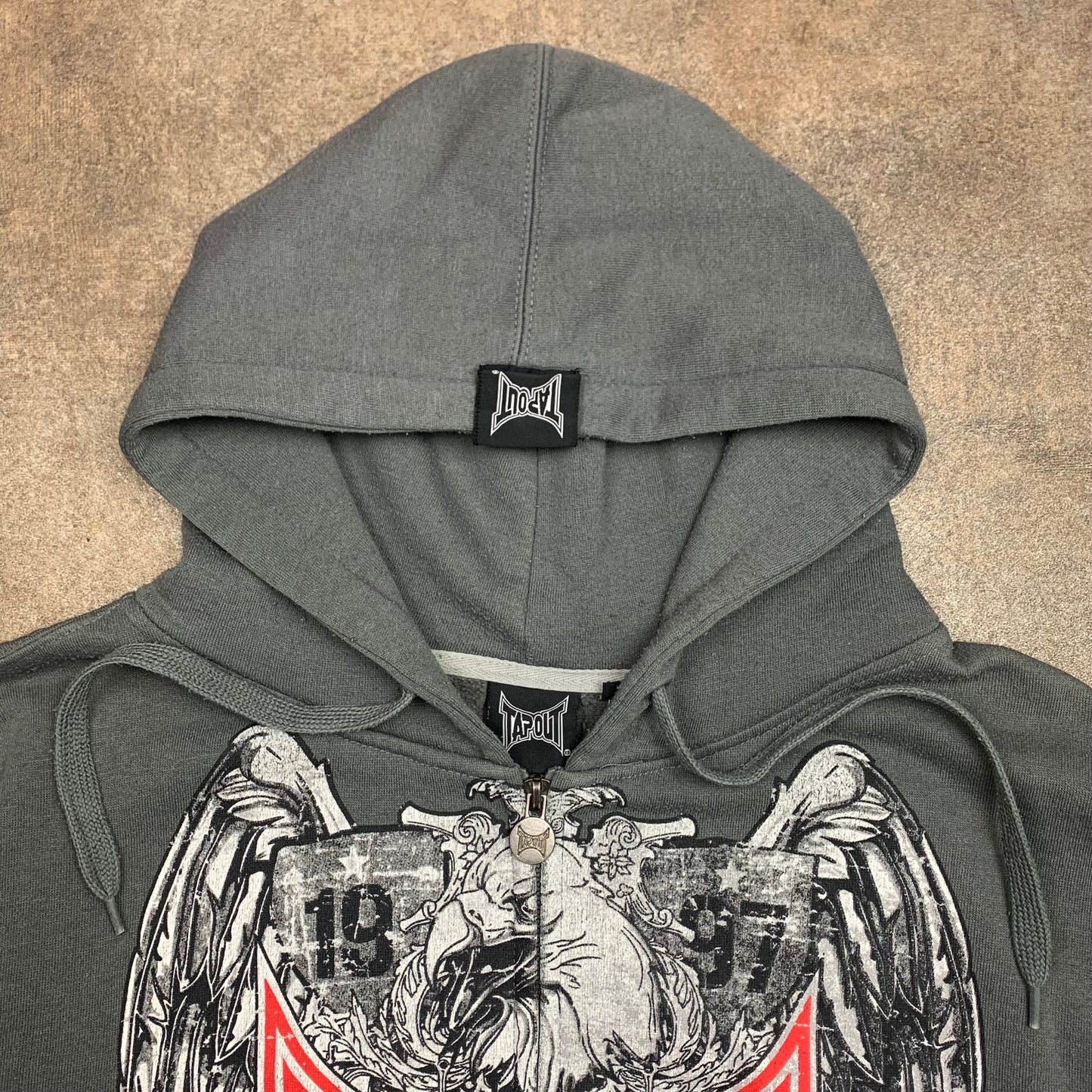 Tapout 00s grey graphic grunge zip hoodie