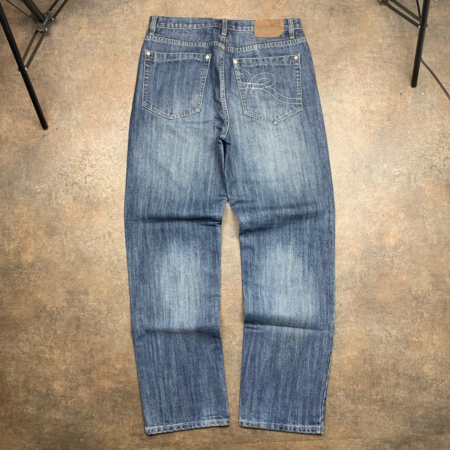 Rocawear 90s blue graphic baggy jeans